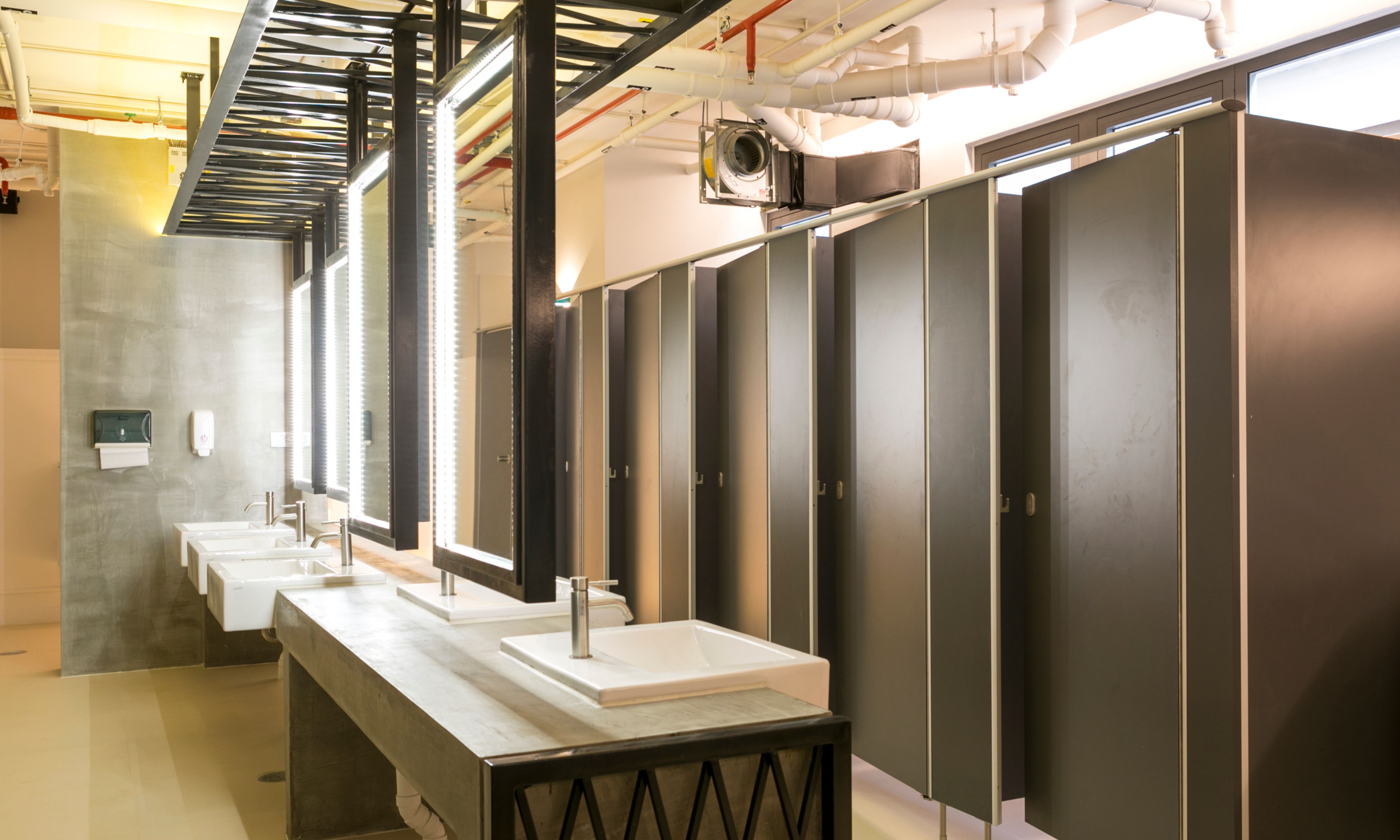 Bed in Dormitory Capacity 10