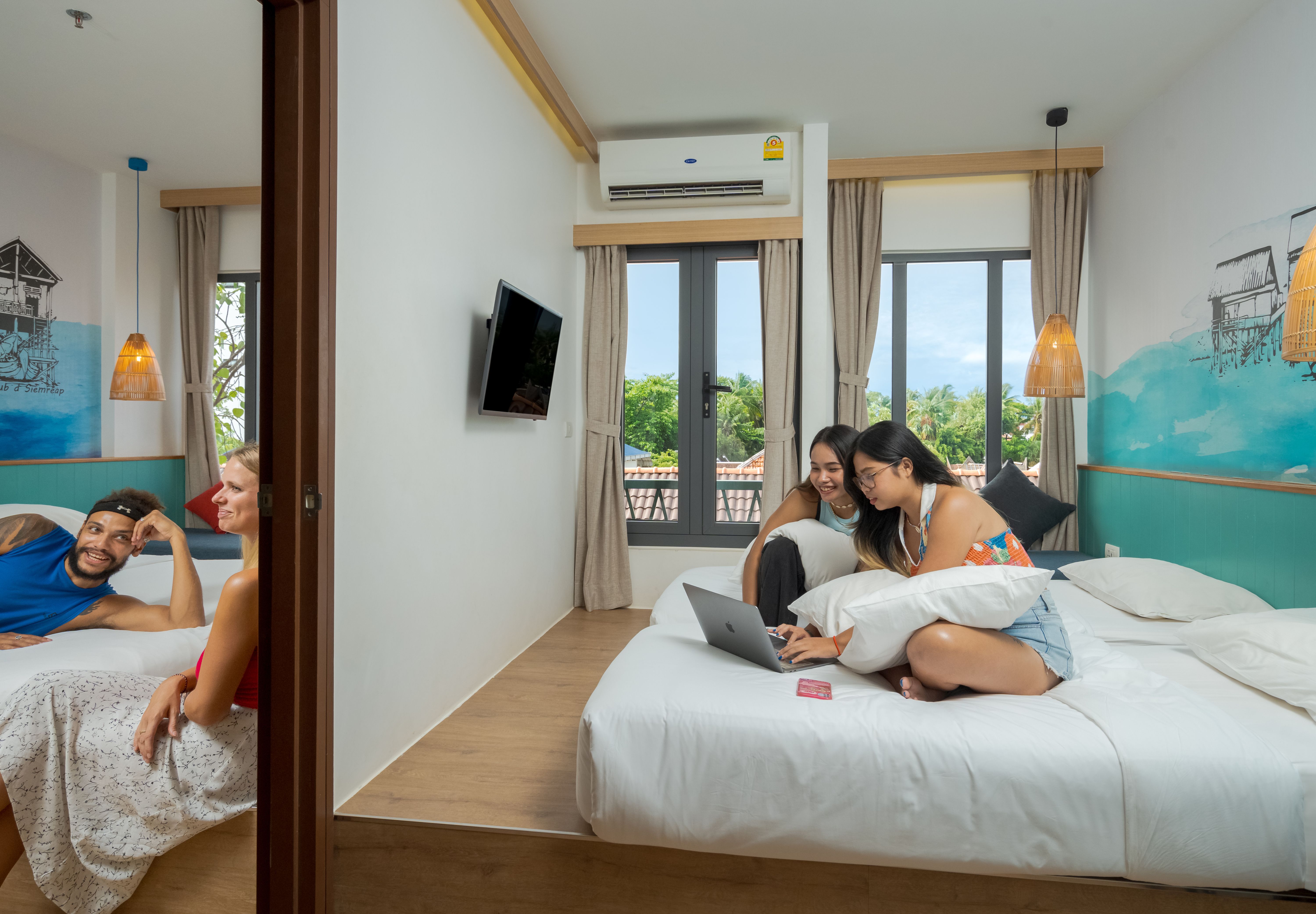 Quadruple Connecting Room