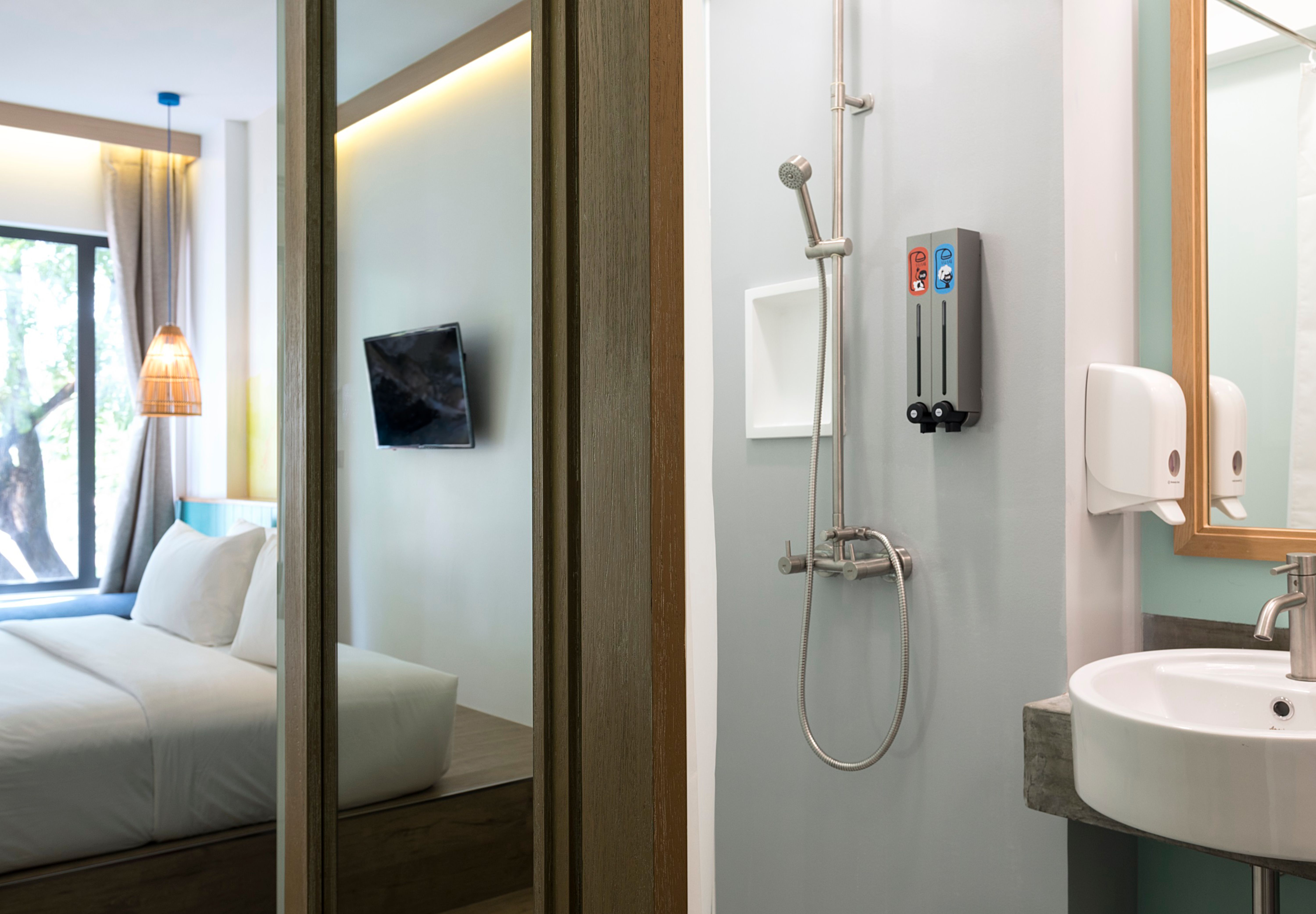 Quadruple Connecting Room