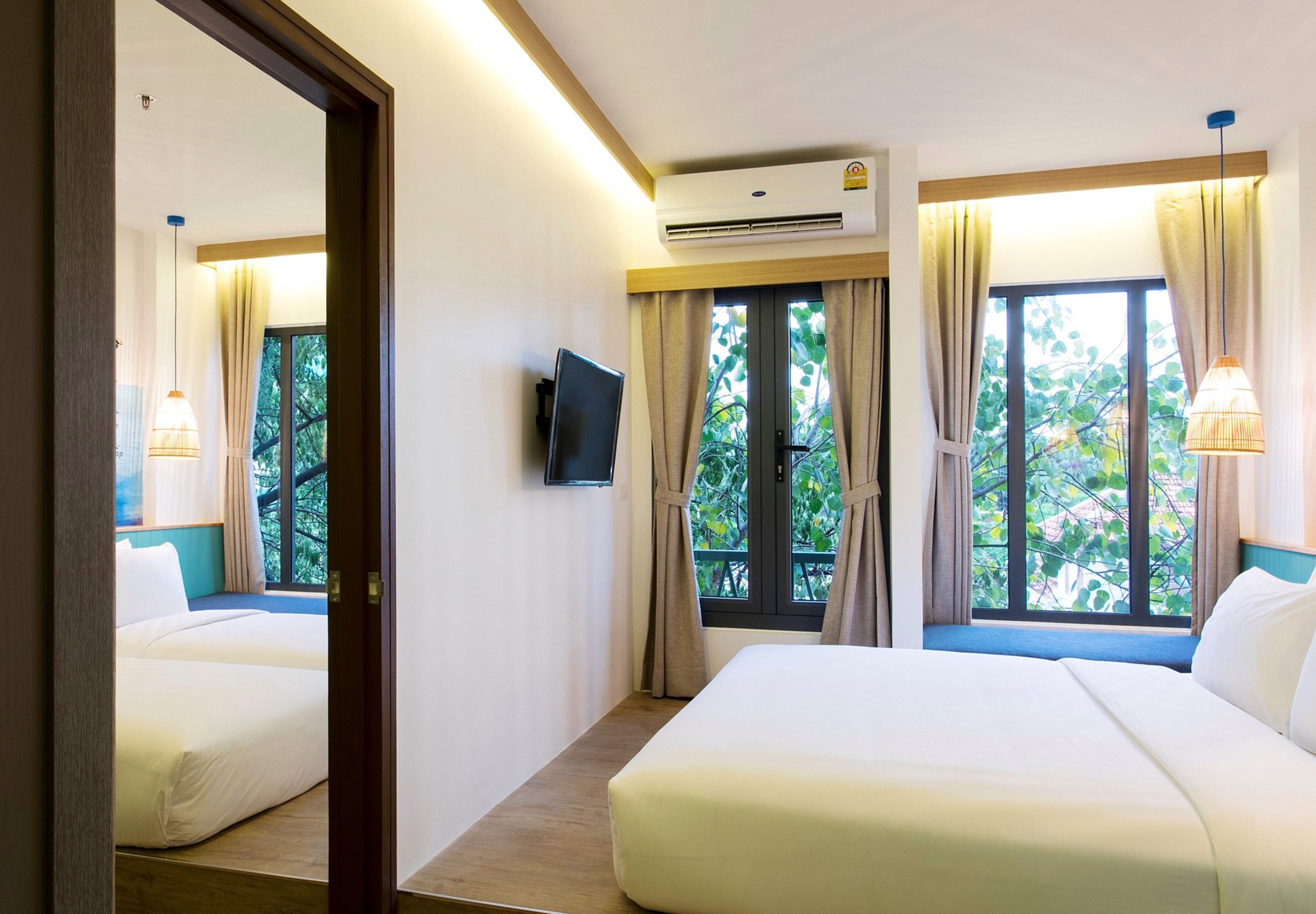 Quadruple Connecting Room