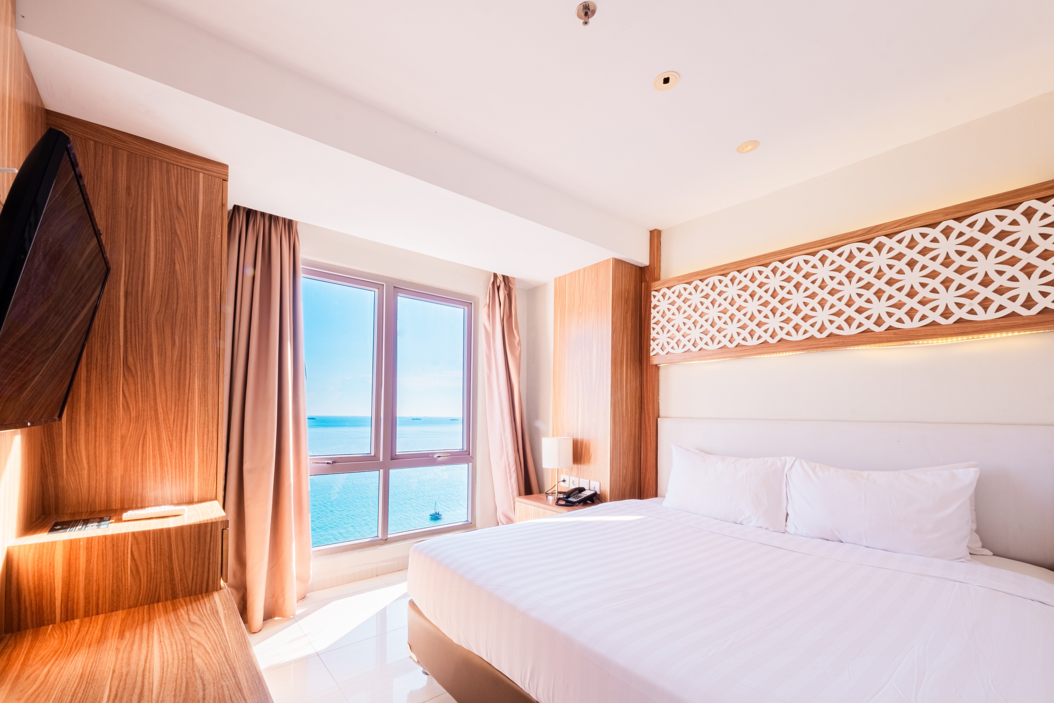 Family Room Ocean View Two Bedrooms