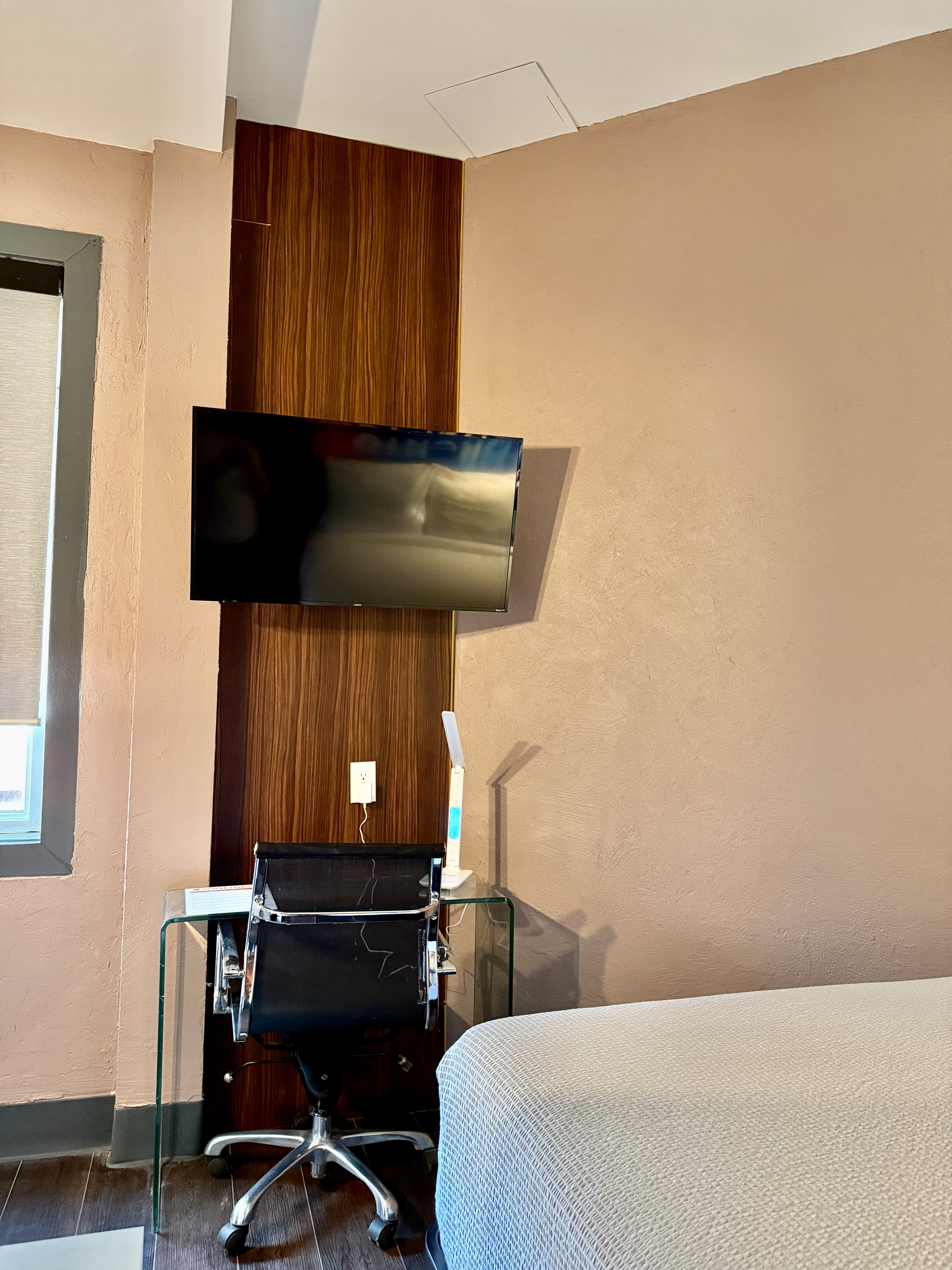 Single Queen Size Bed