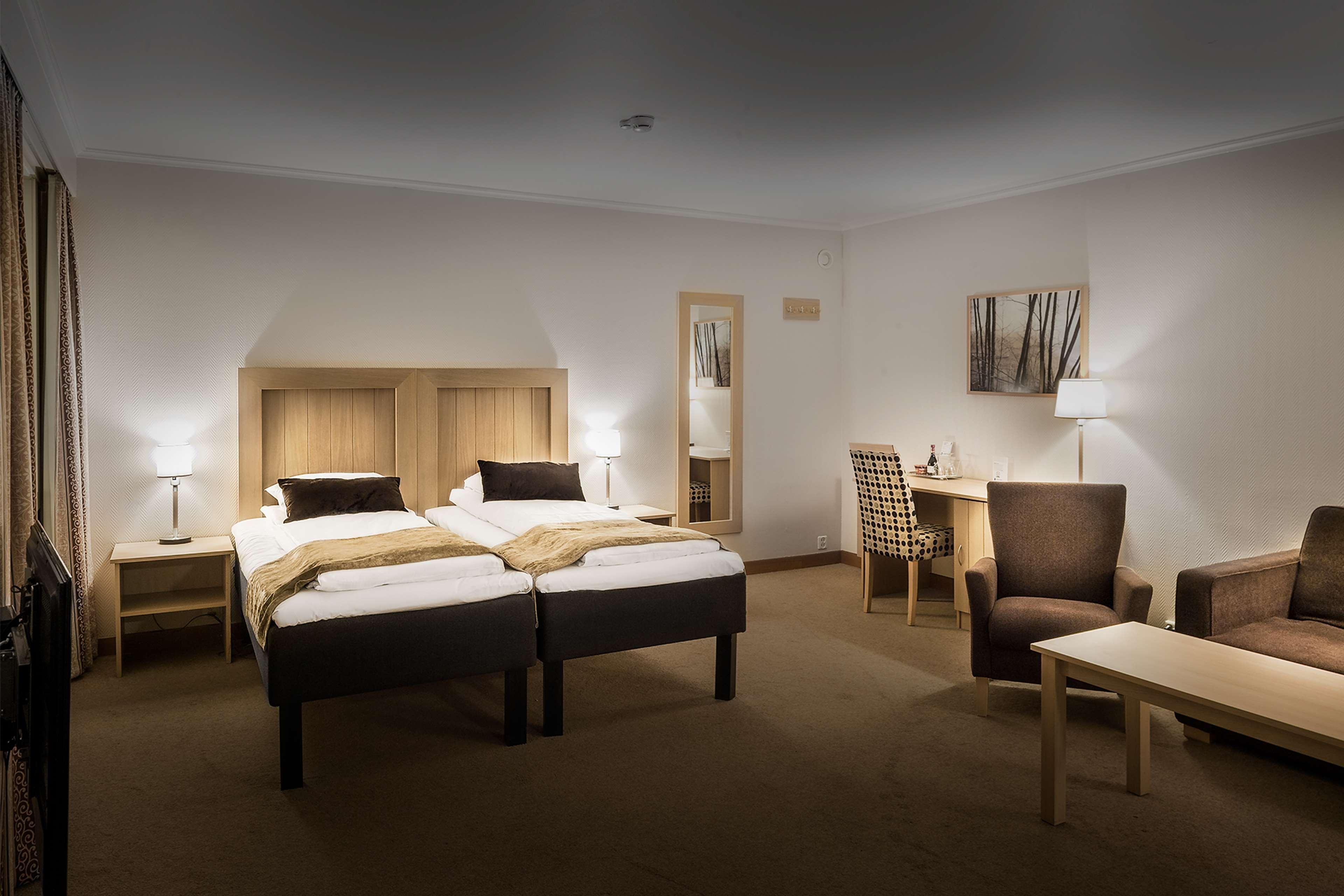 Double Superior Queen Bed