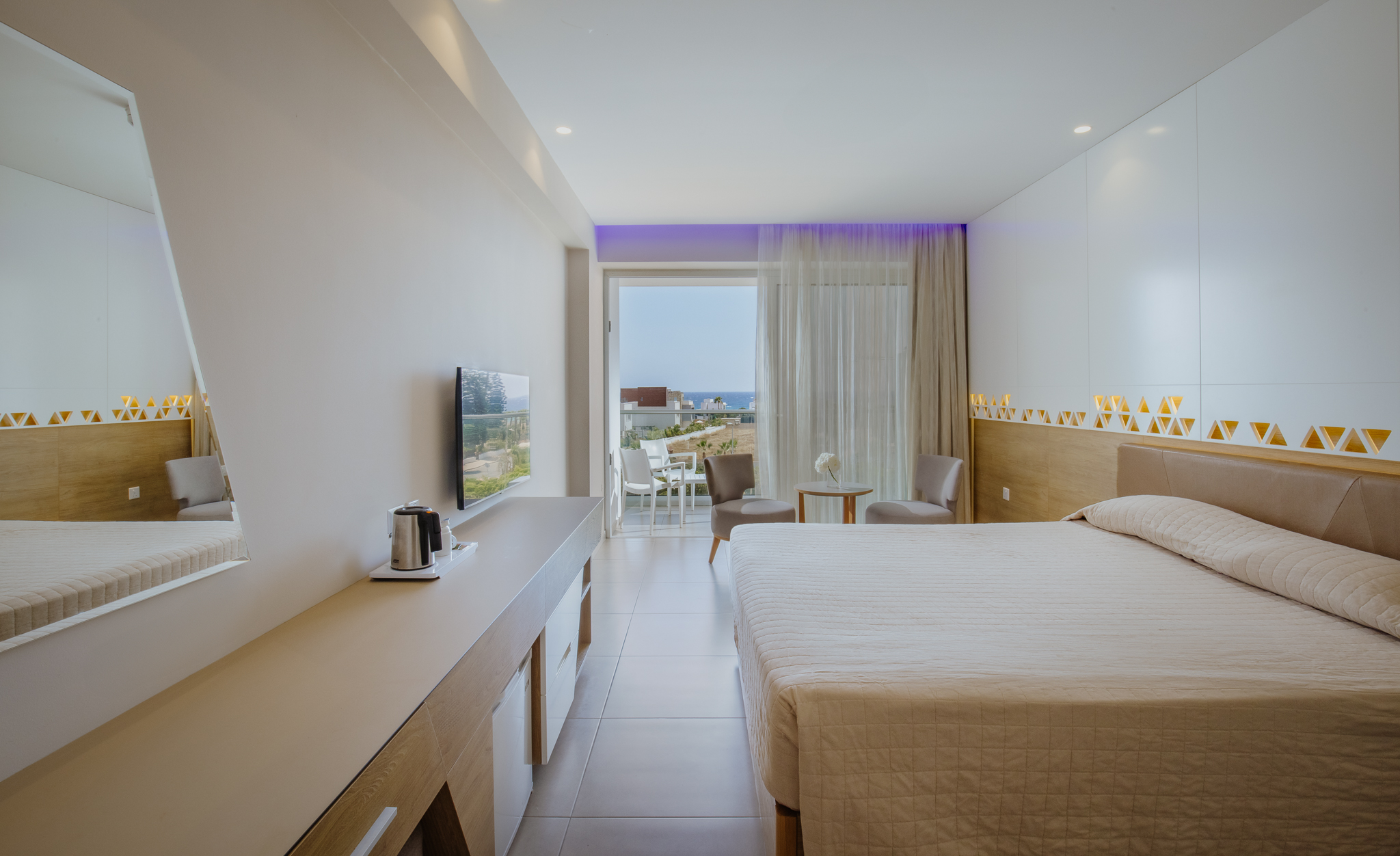 Double or Twin Superior