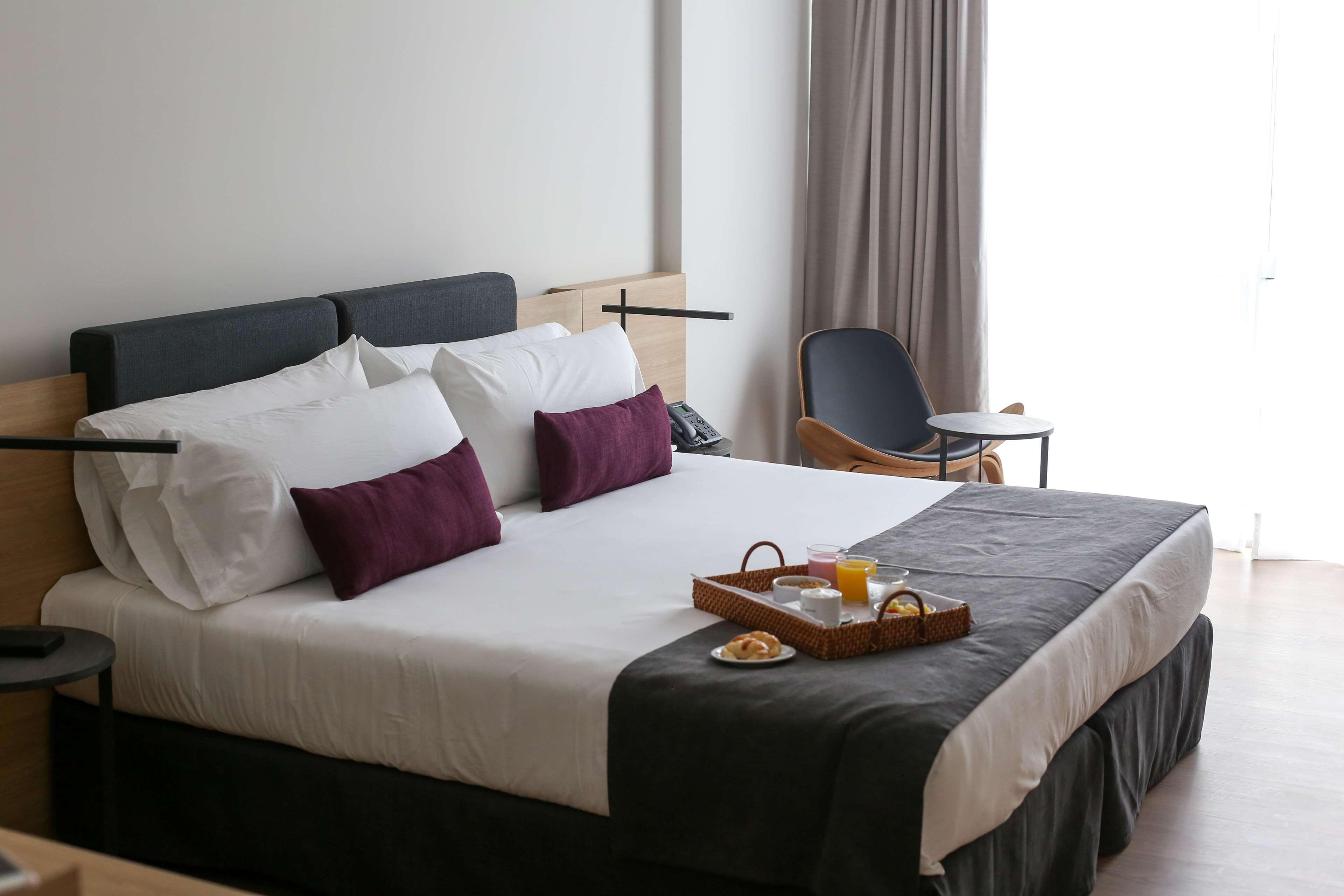 Double King Bed Non Smoking