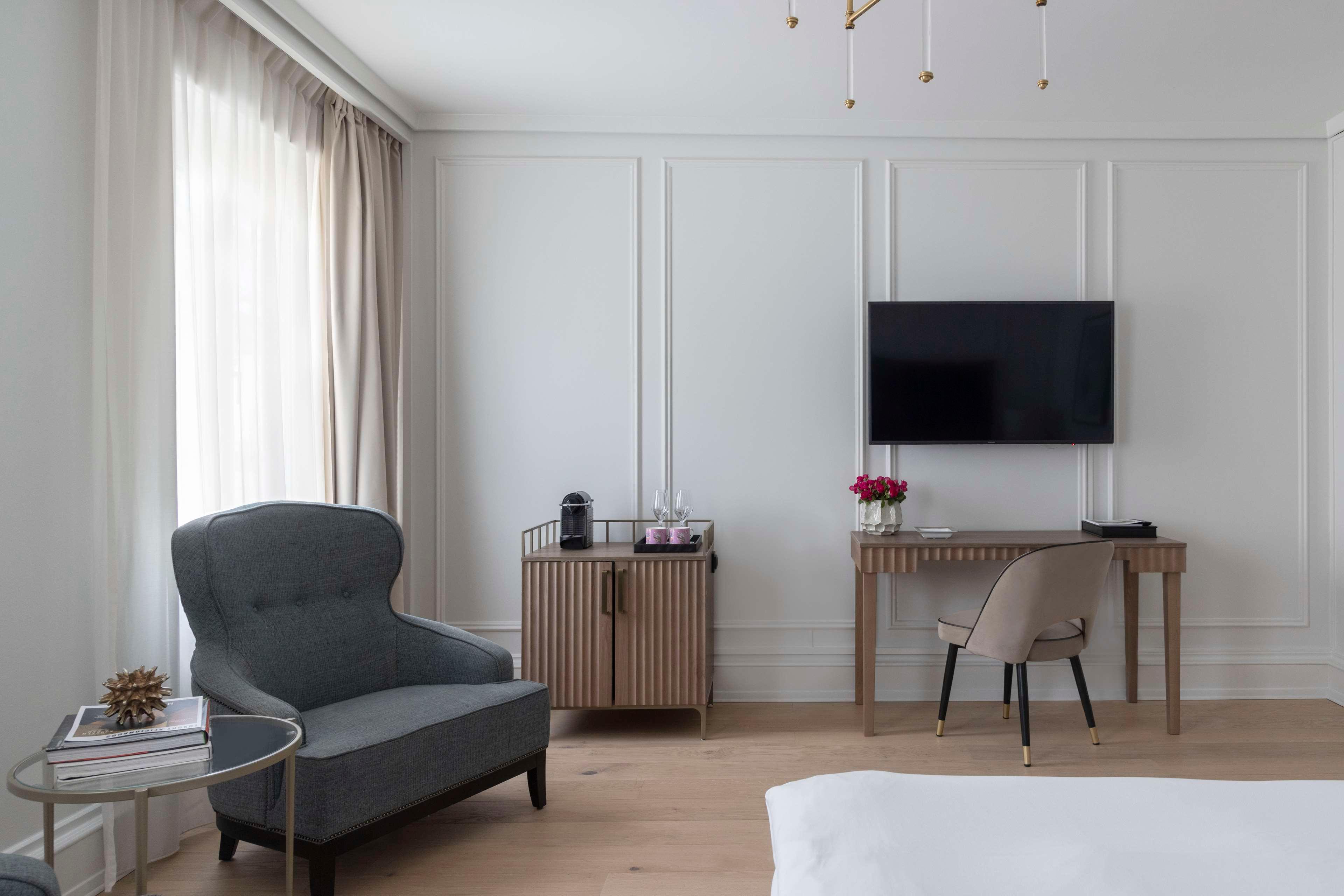 Double Single Queen Size Bed