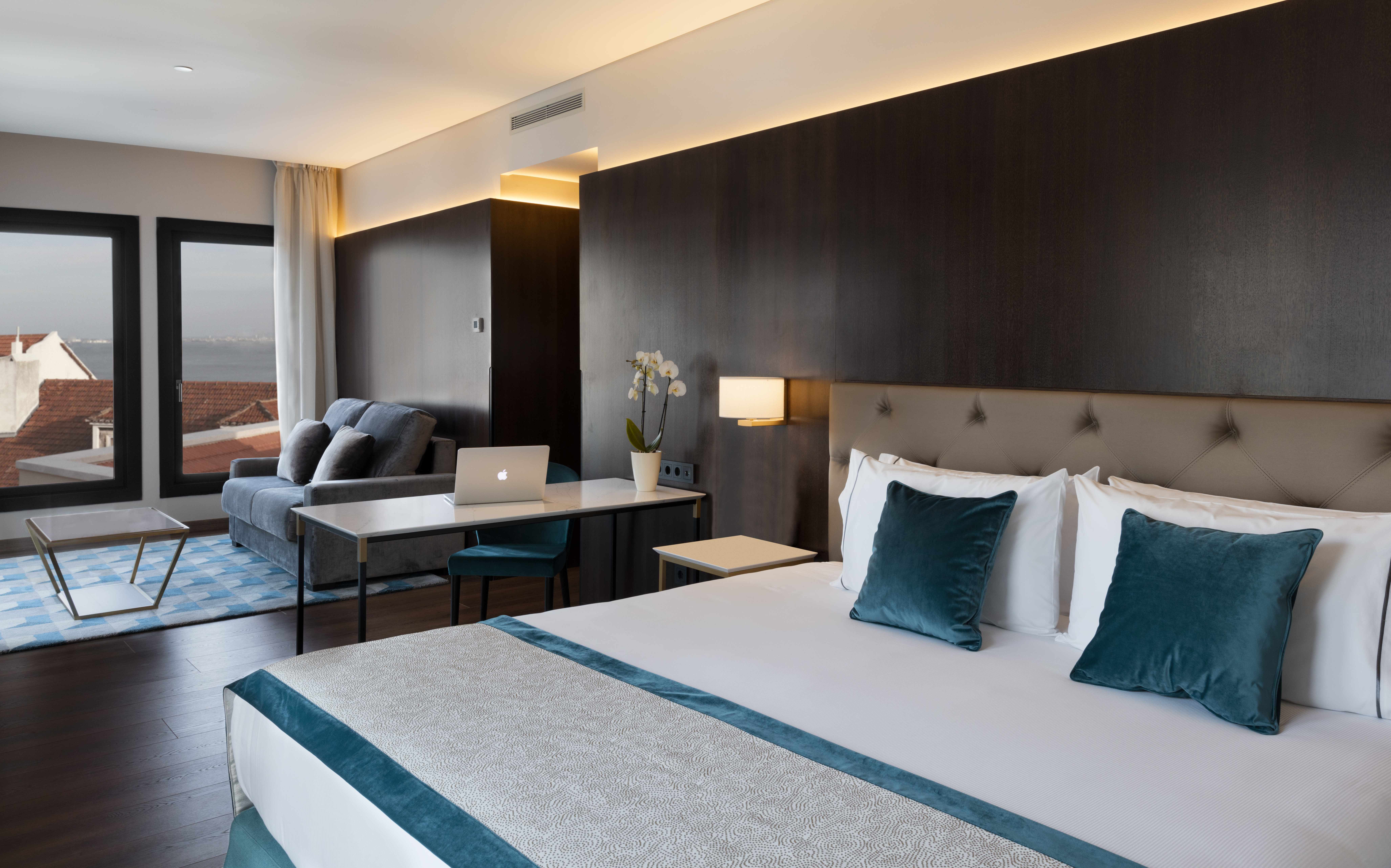 Double or Twin Deluxe