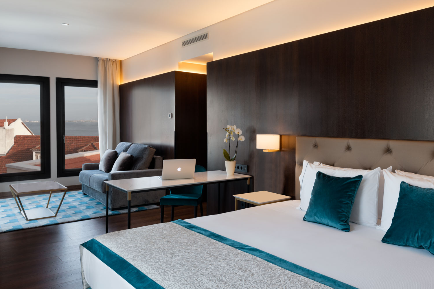 Double or Twin Deluxe