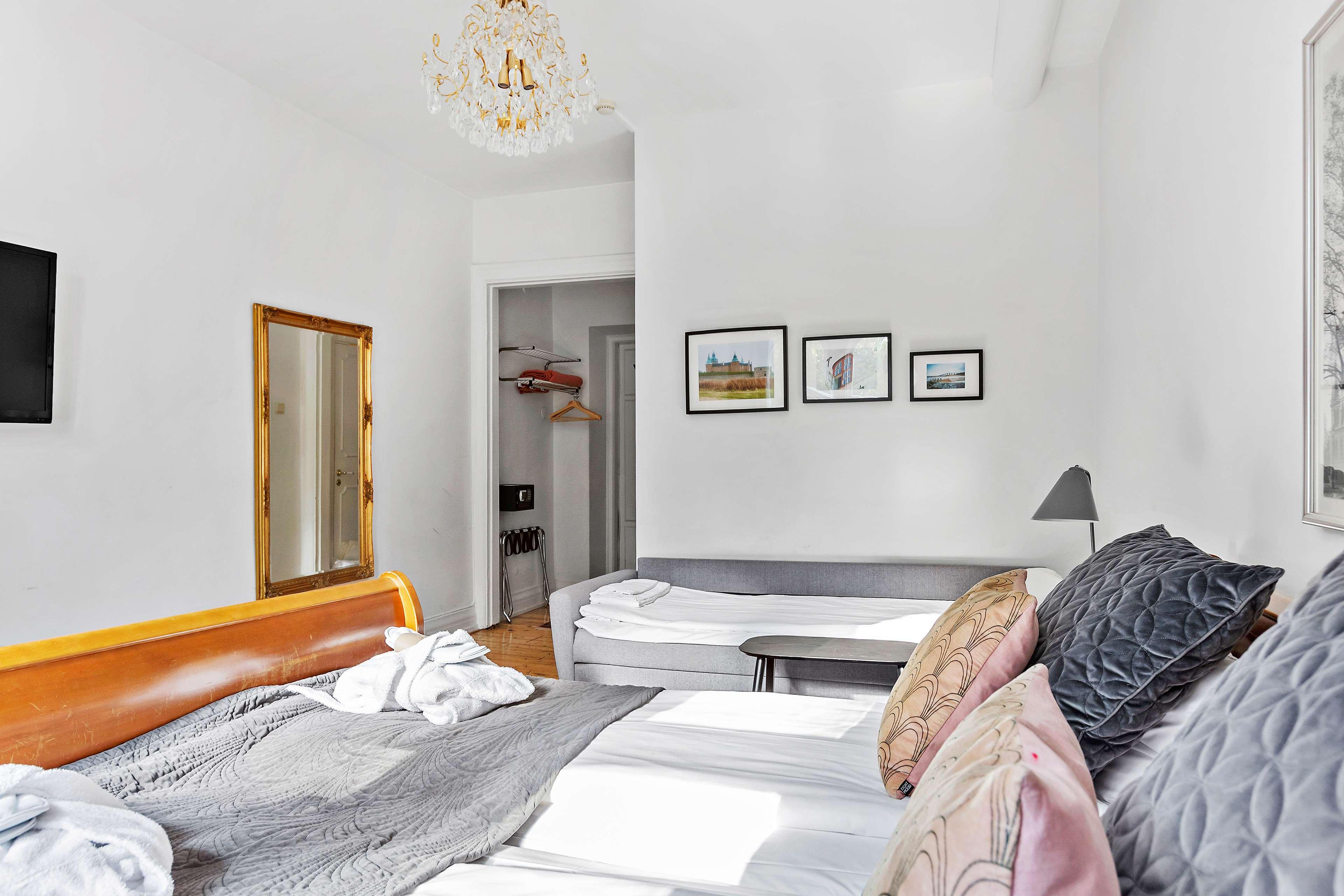 Quadruple Superior King Bed