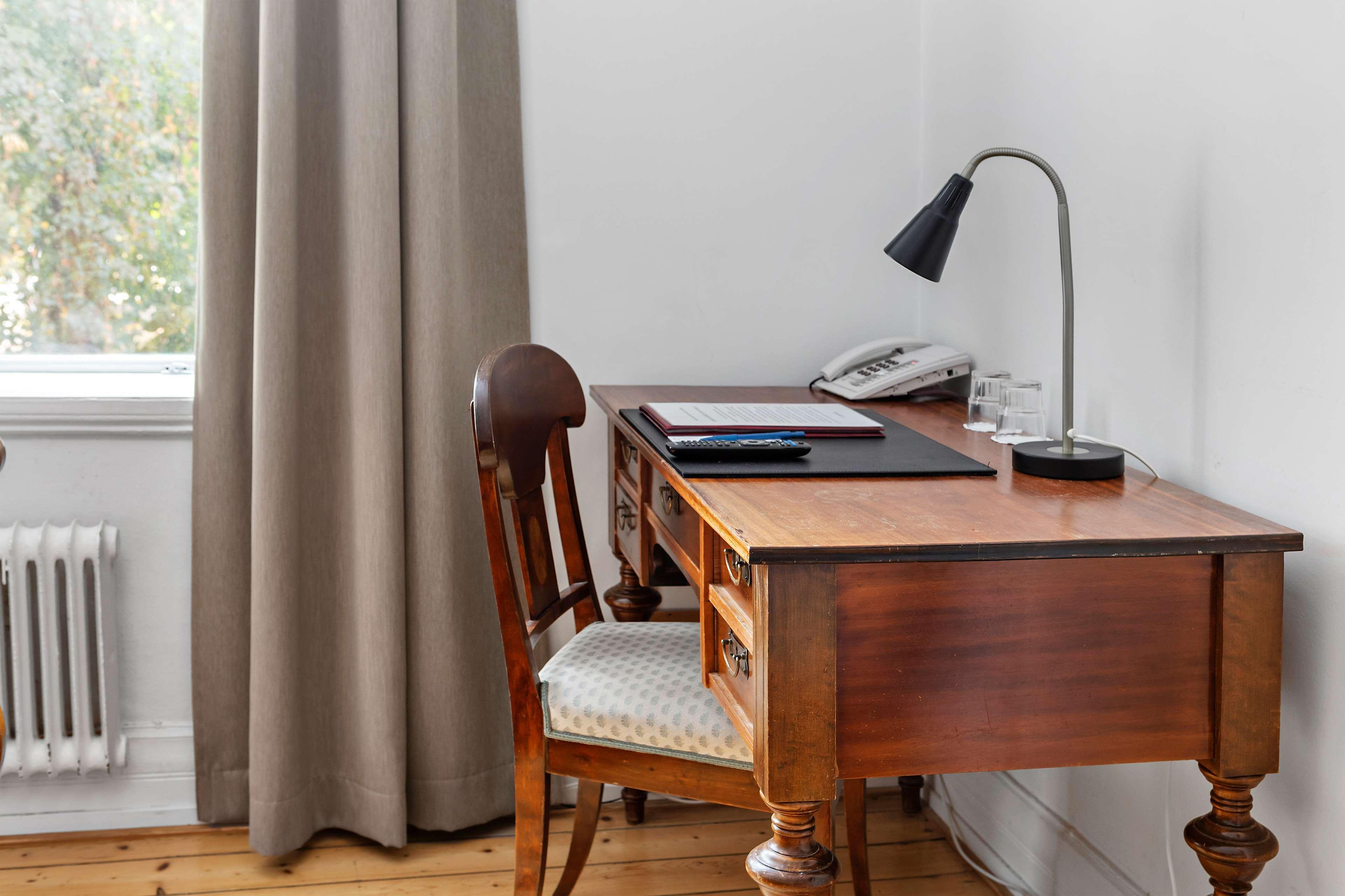 Quadruple Superior King Bed