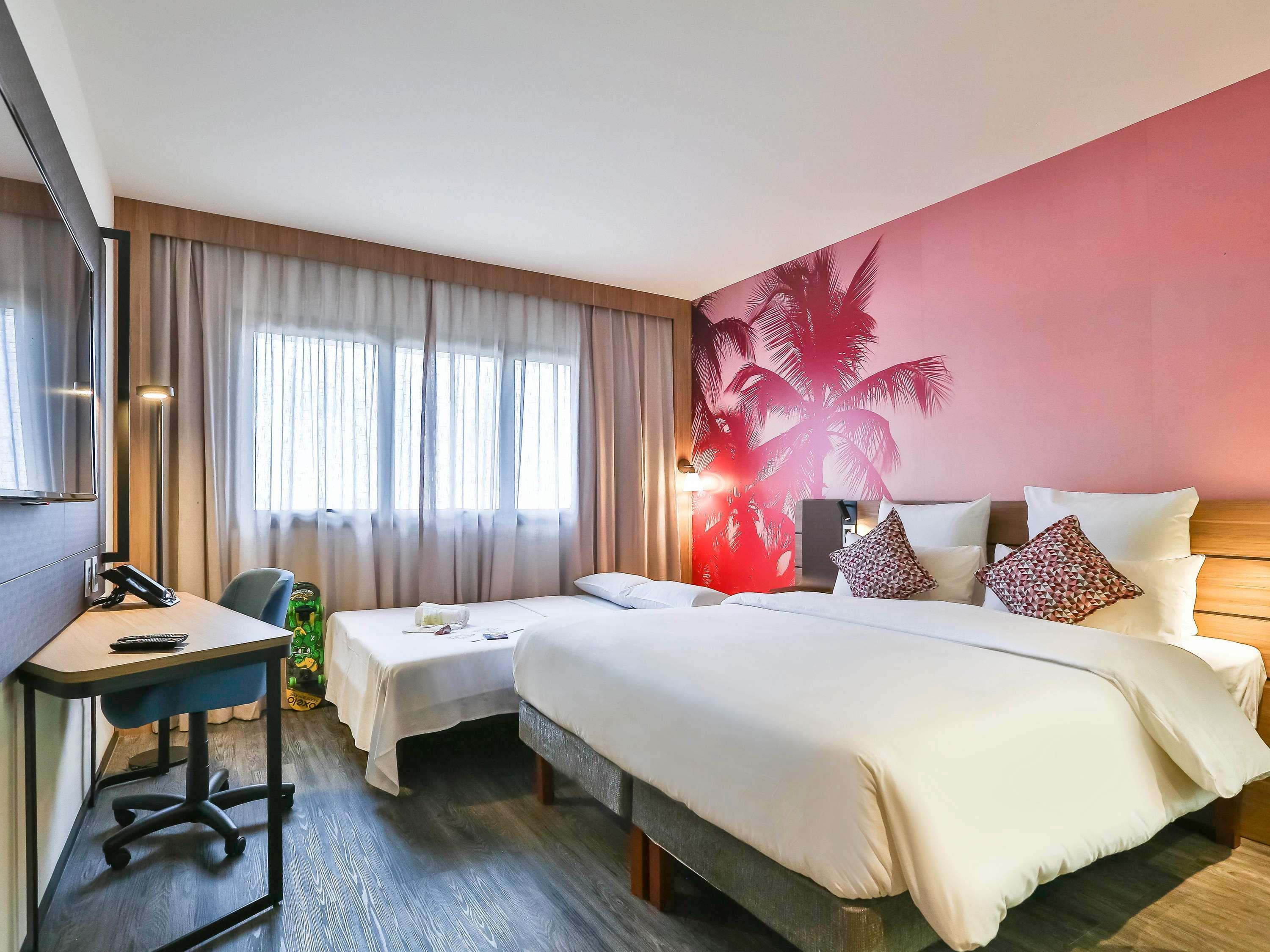 Apartment Queen Size Bed