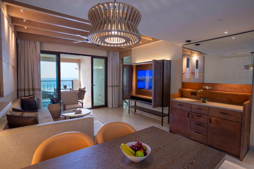 Suite Sea View with Balcony