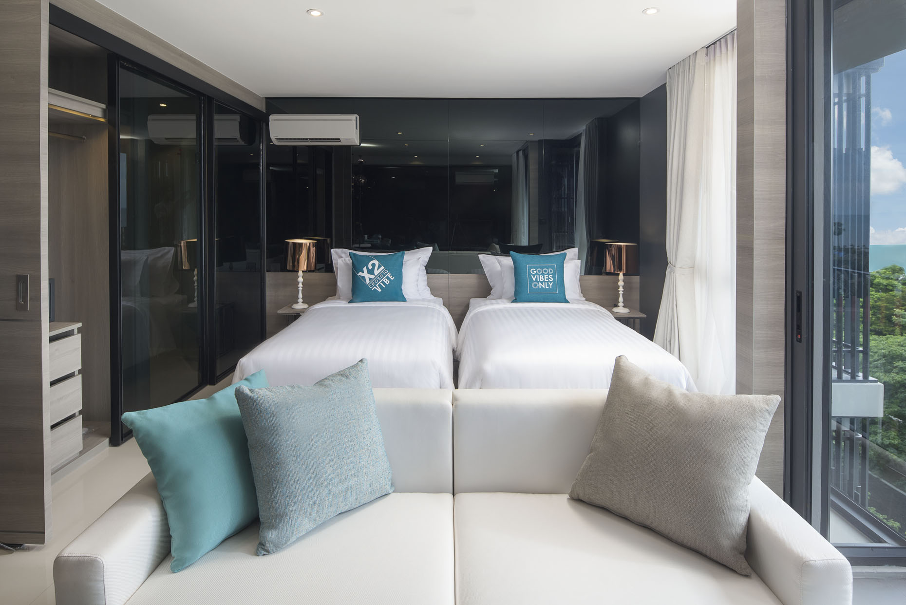 Twin Sea View One Bedroom