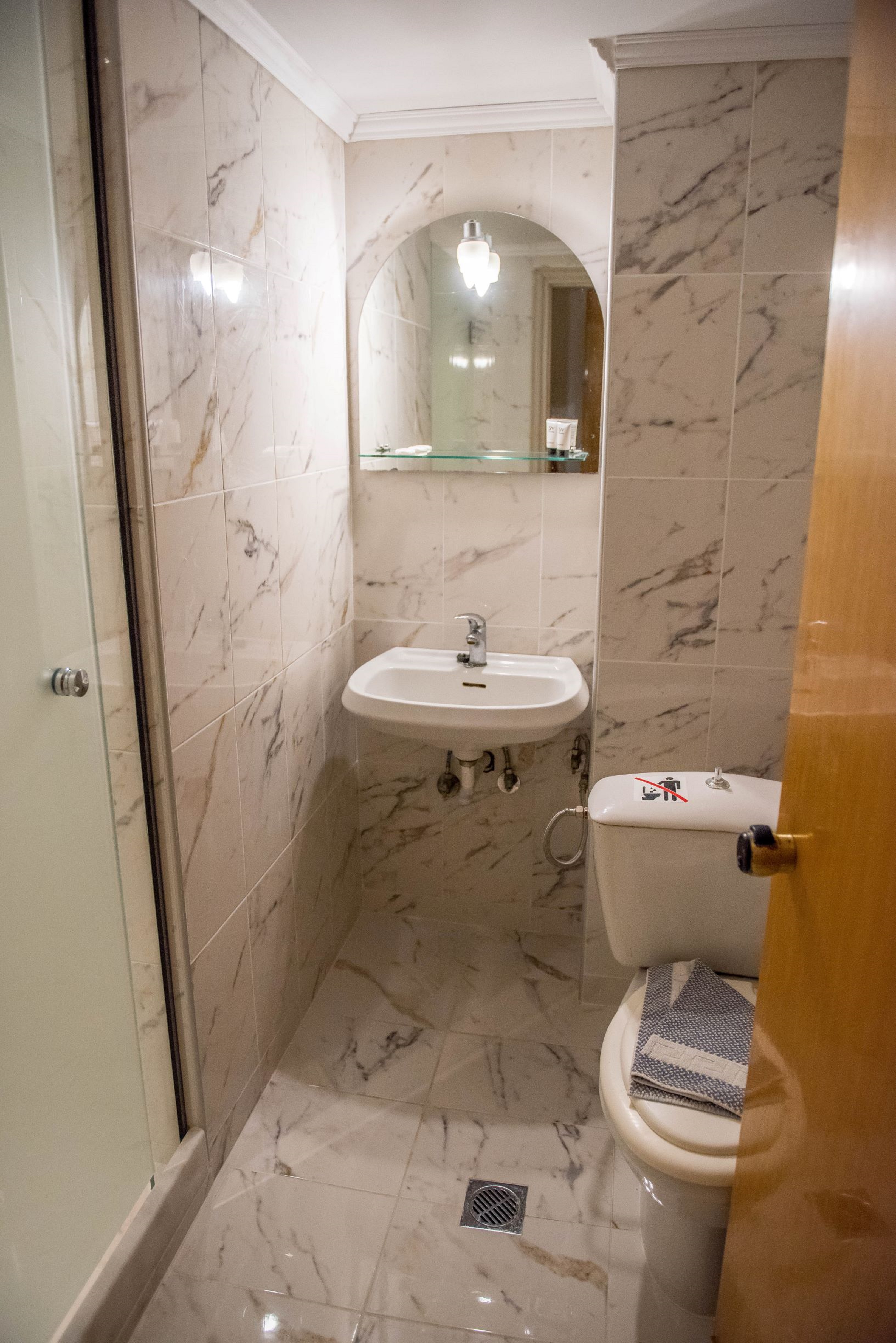 Family Room Capacity 5