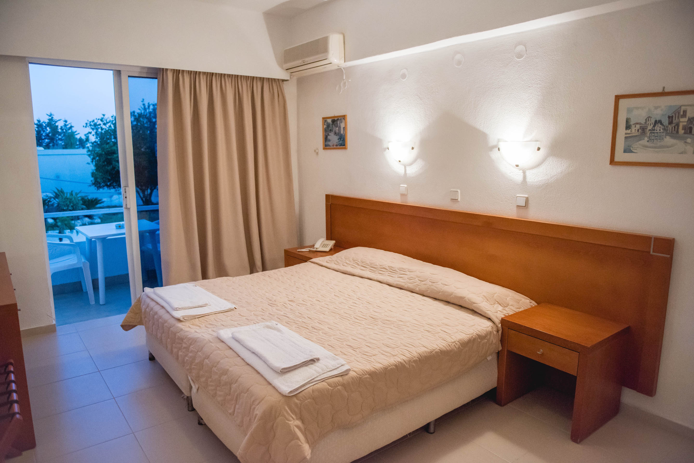 Double or Twin Standard