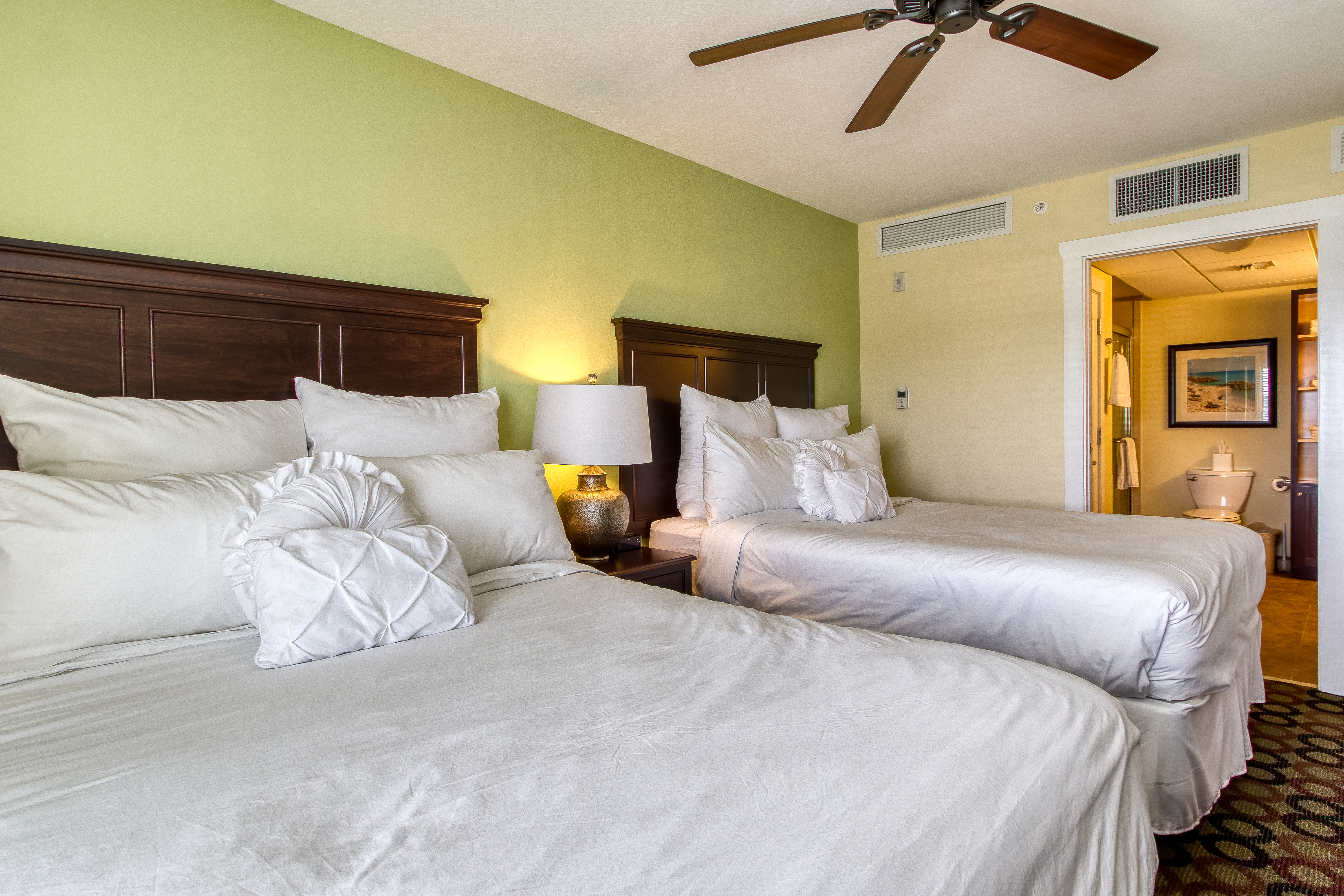 Suite Two Queen Beds One Bedroom