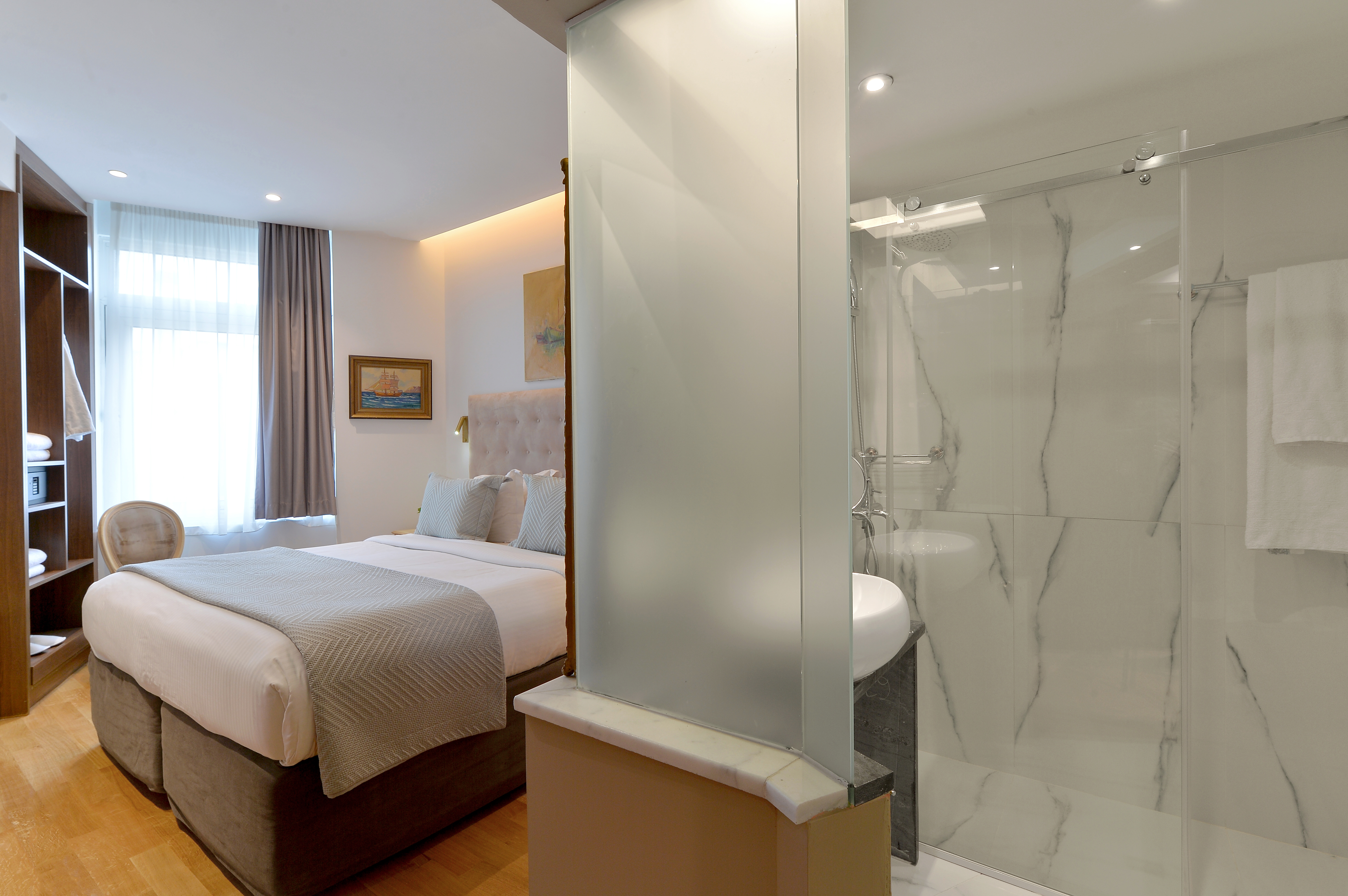 Double or Twin Superior