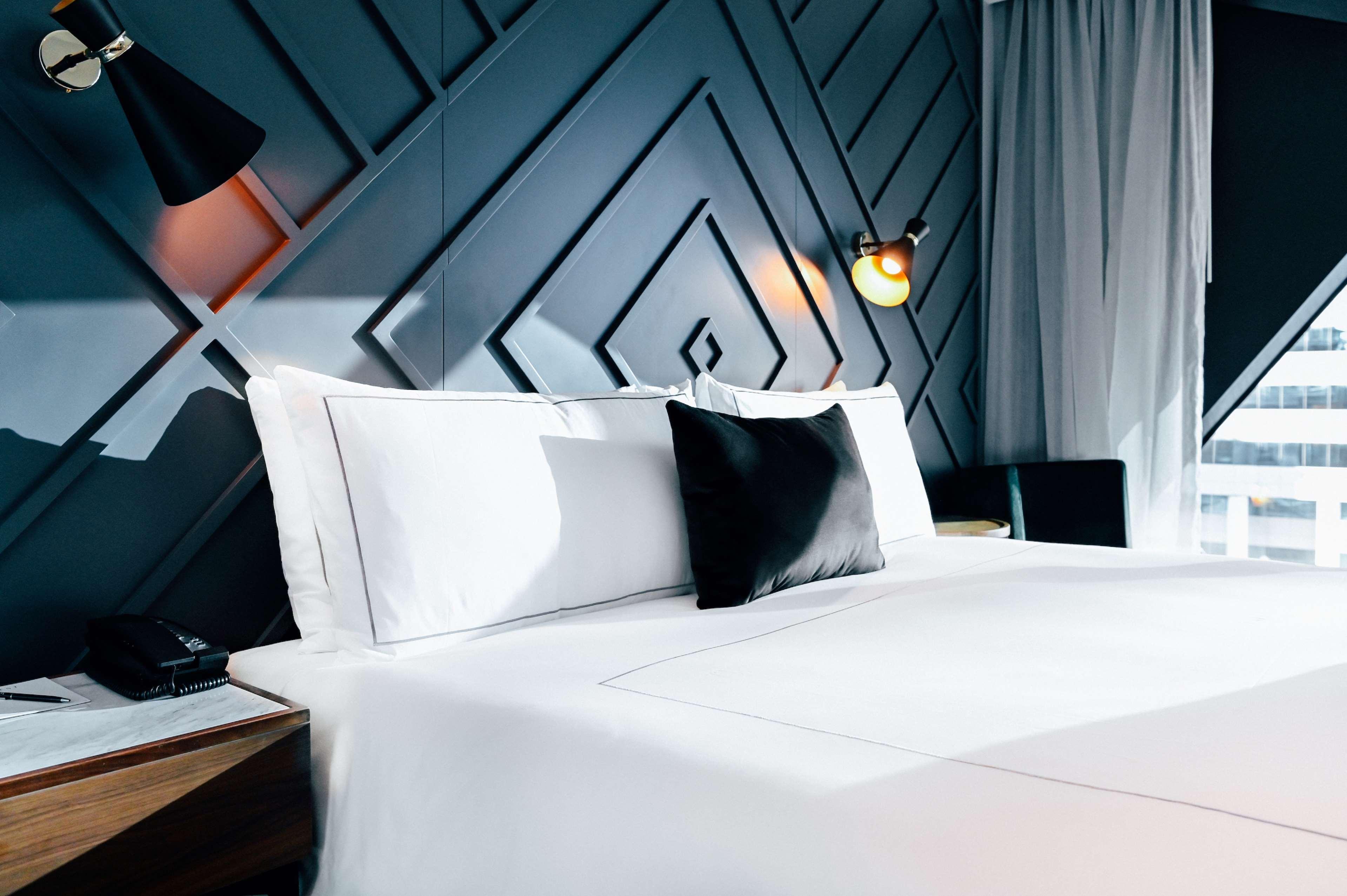 Double Deluxe King Bed