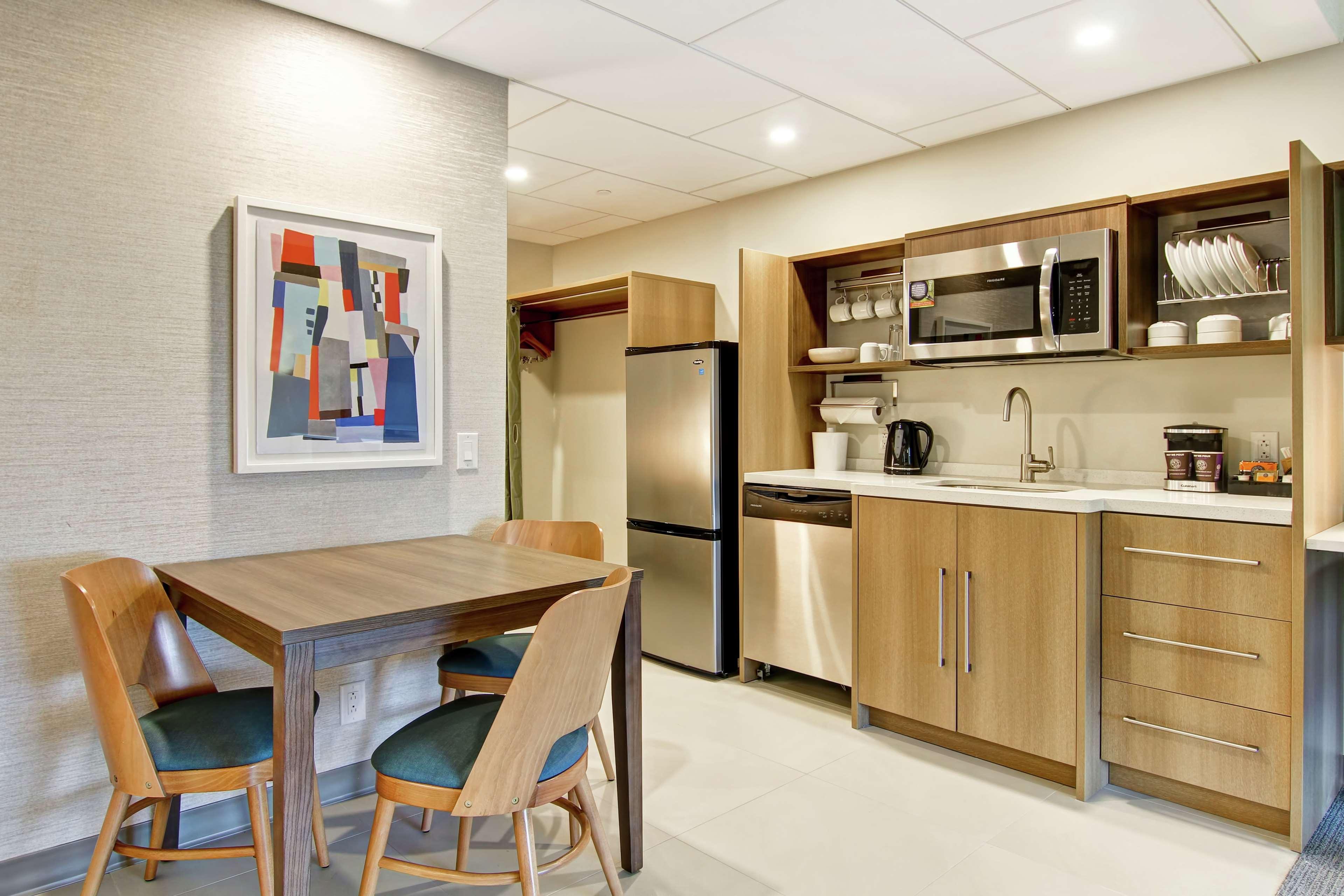 Suite King Bed One Bedroom 