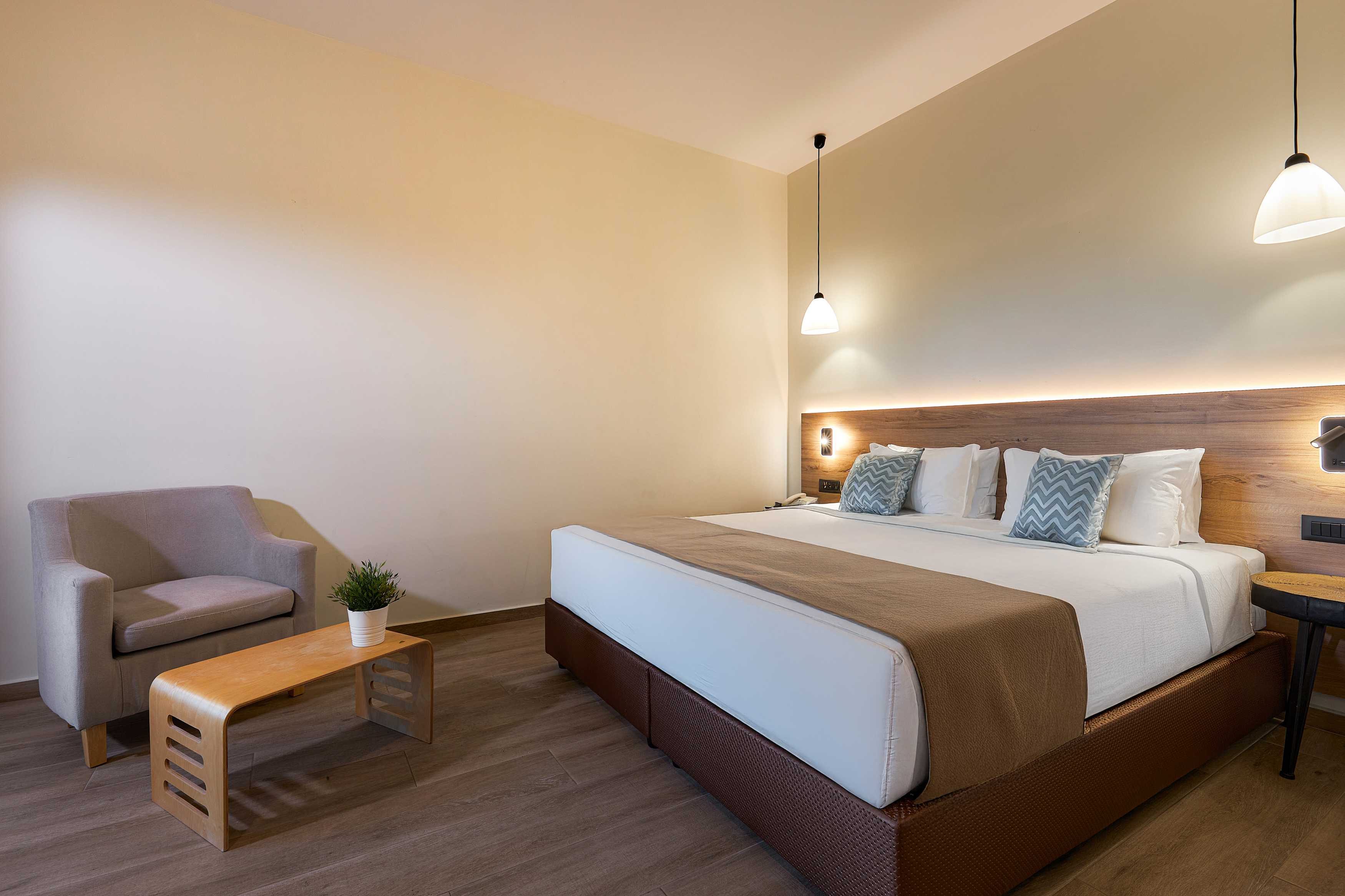 Double or Twin Standard