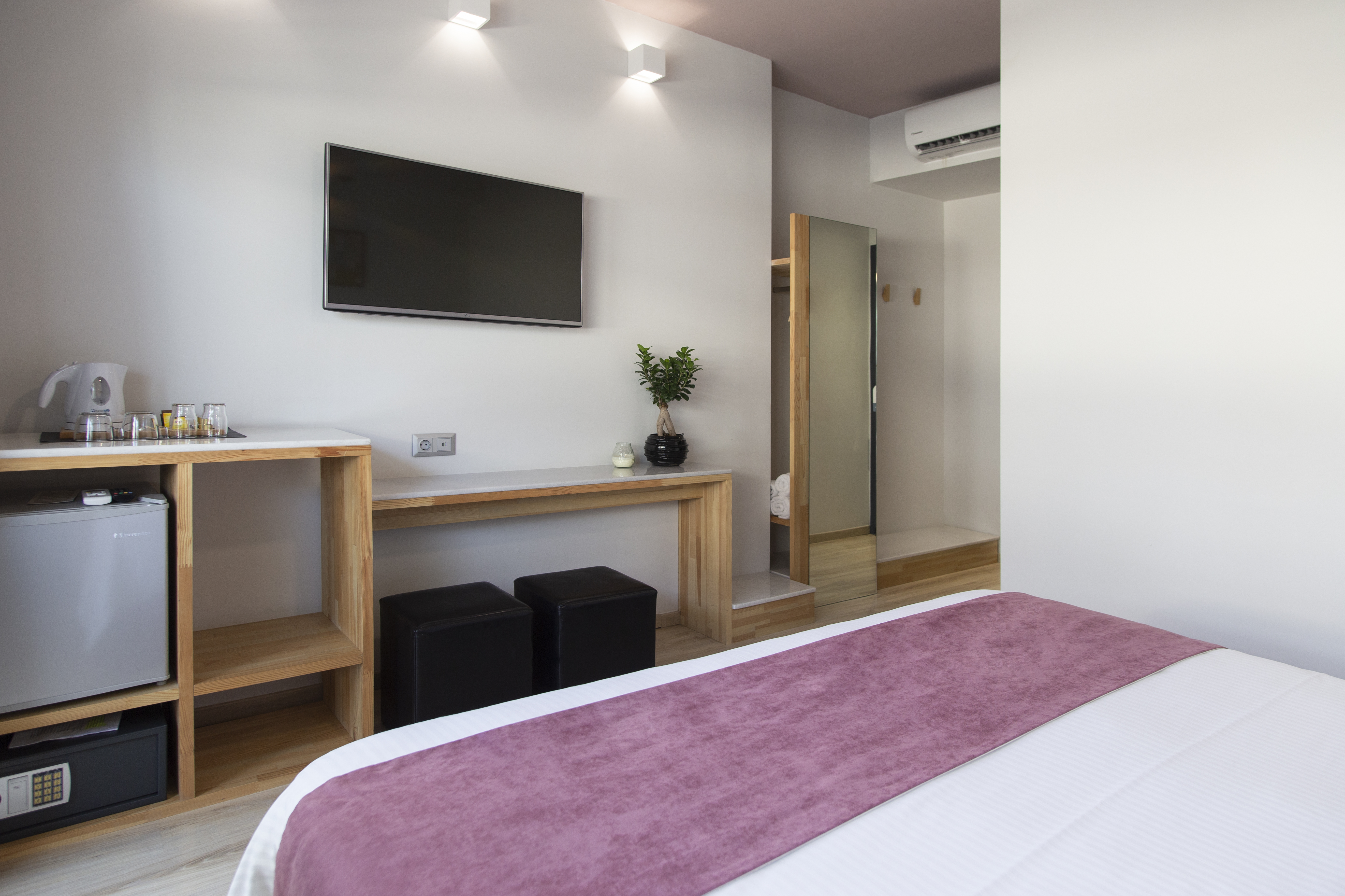 Double or Twin Deluxe