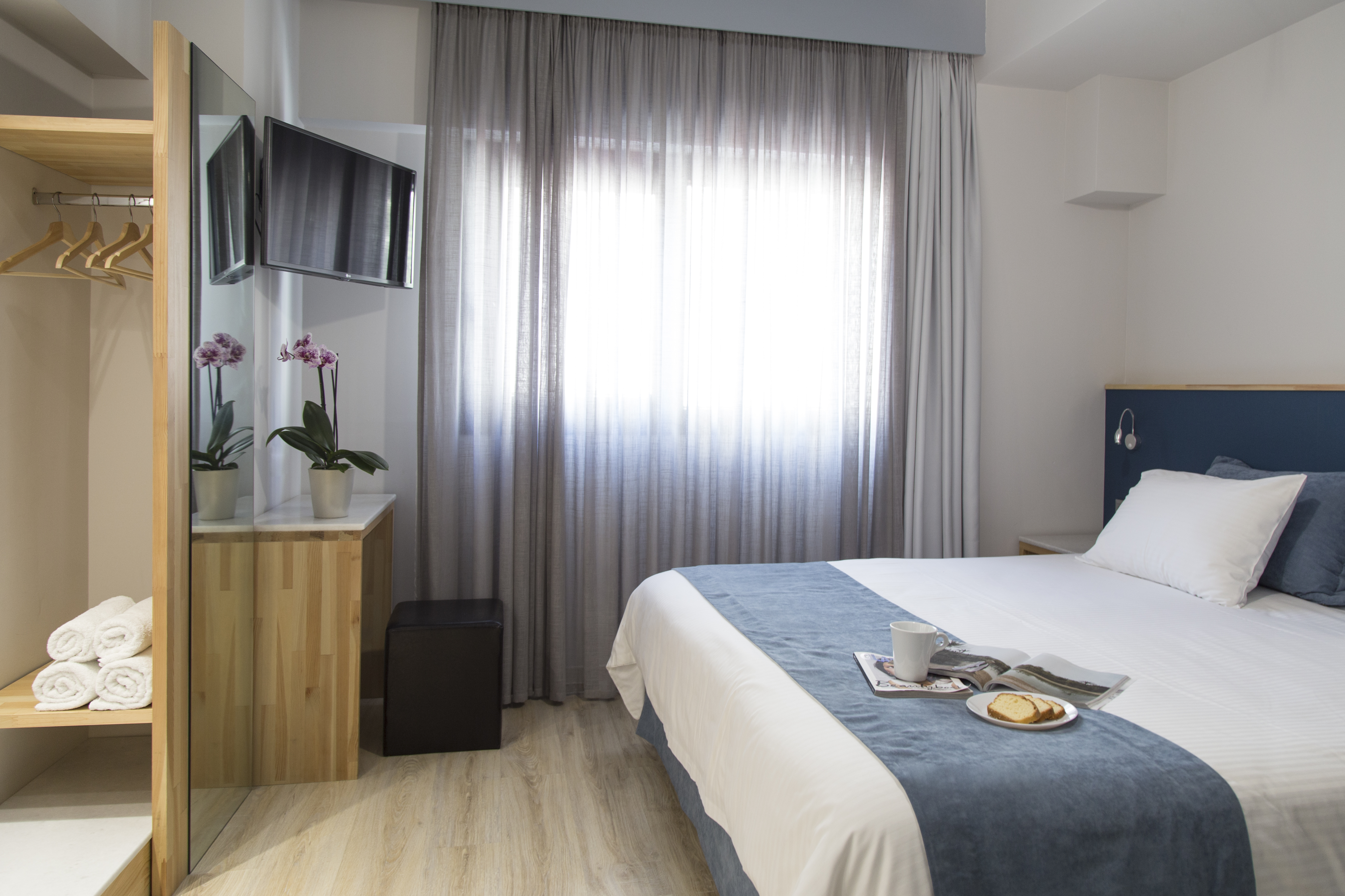 Double or Twin Standard