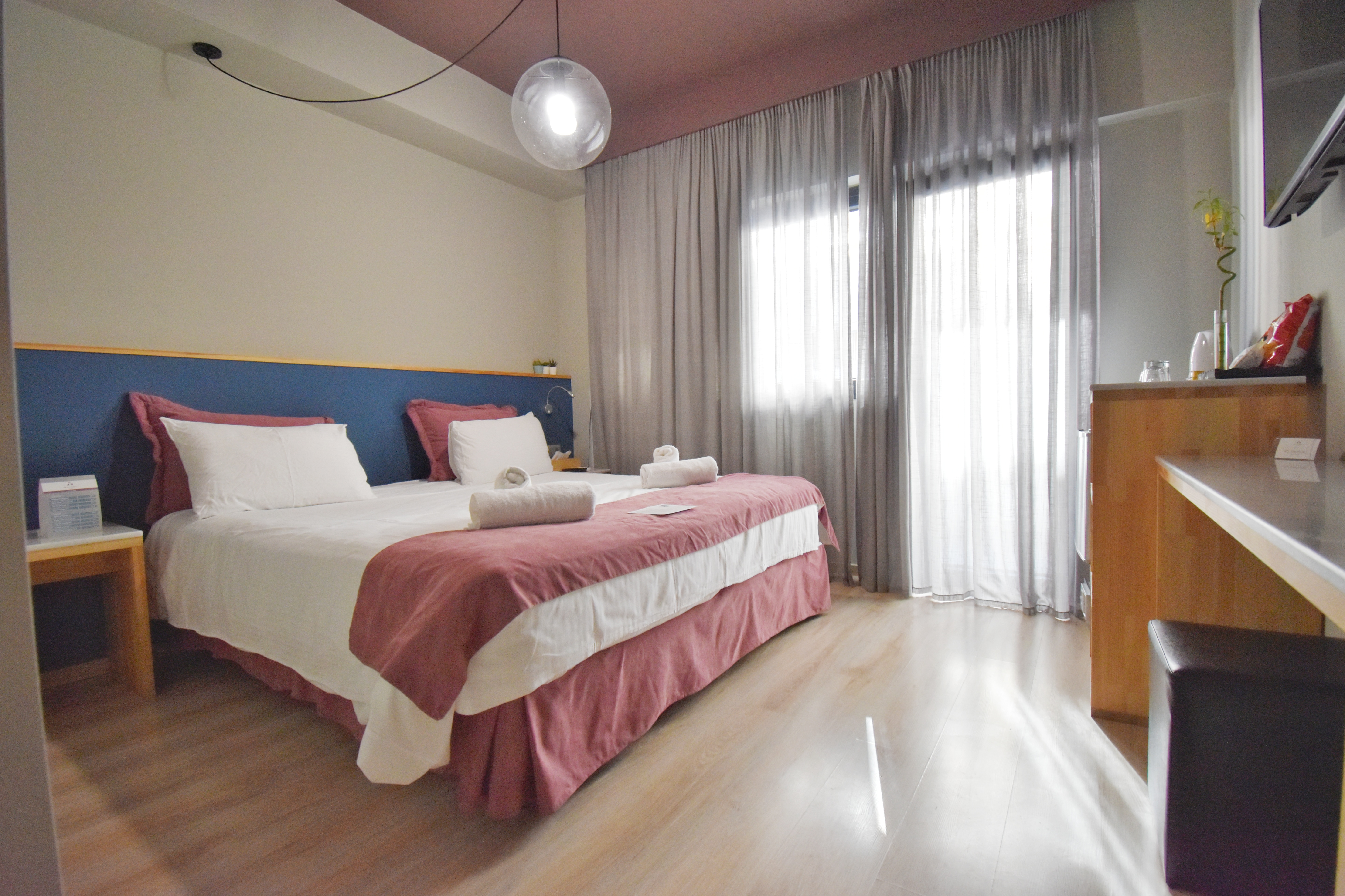 Double or Twin Deluxe