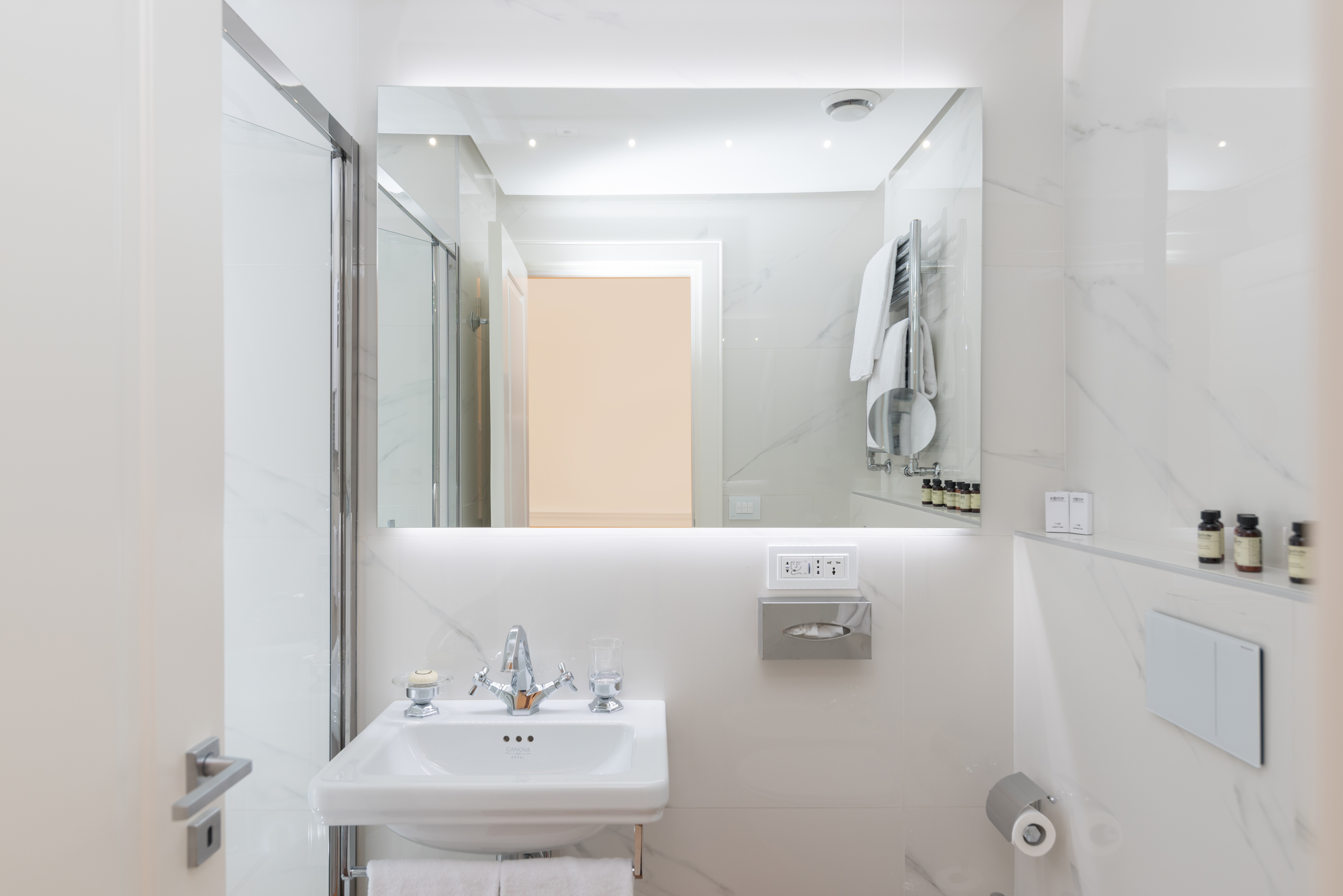 Double or Twin Deluxe