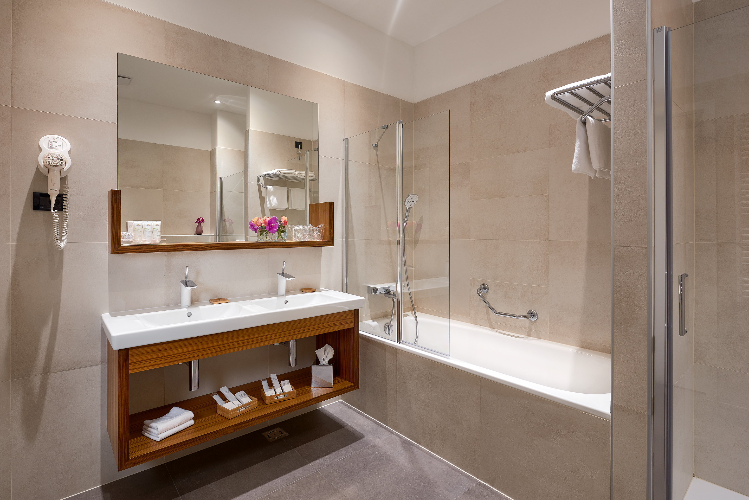 Double Superior City View