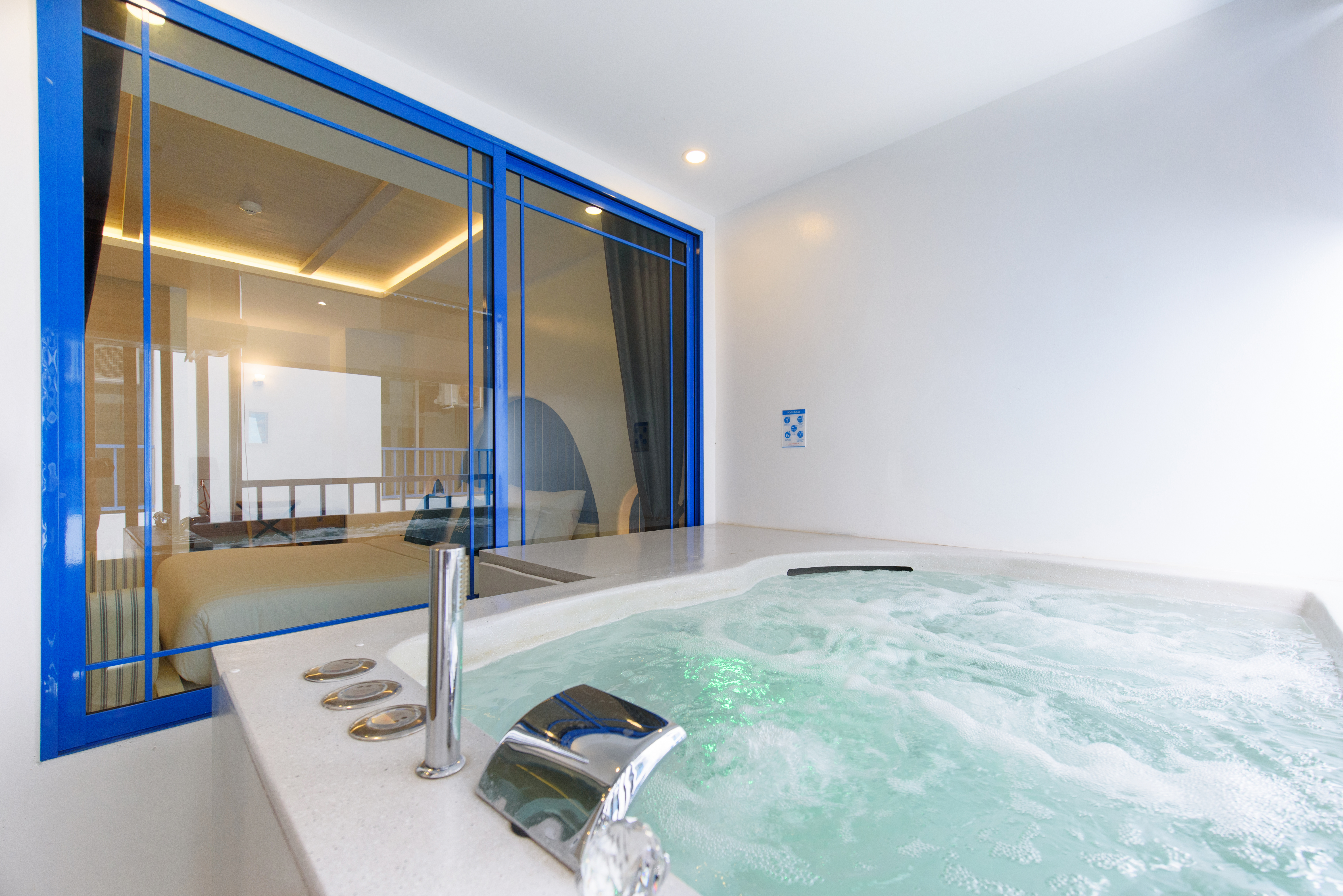 Double Deluxe with Jacuzzi