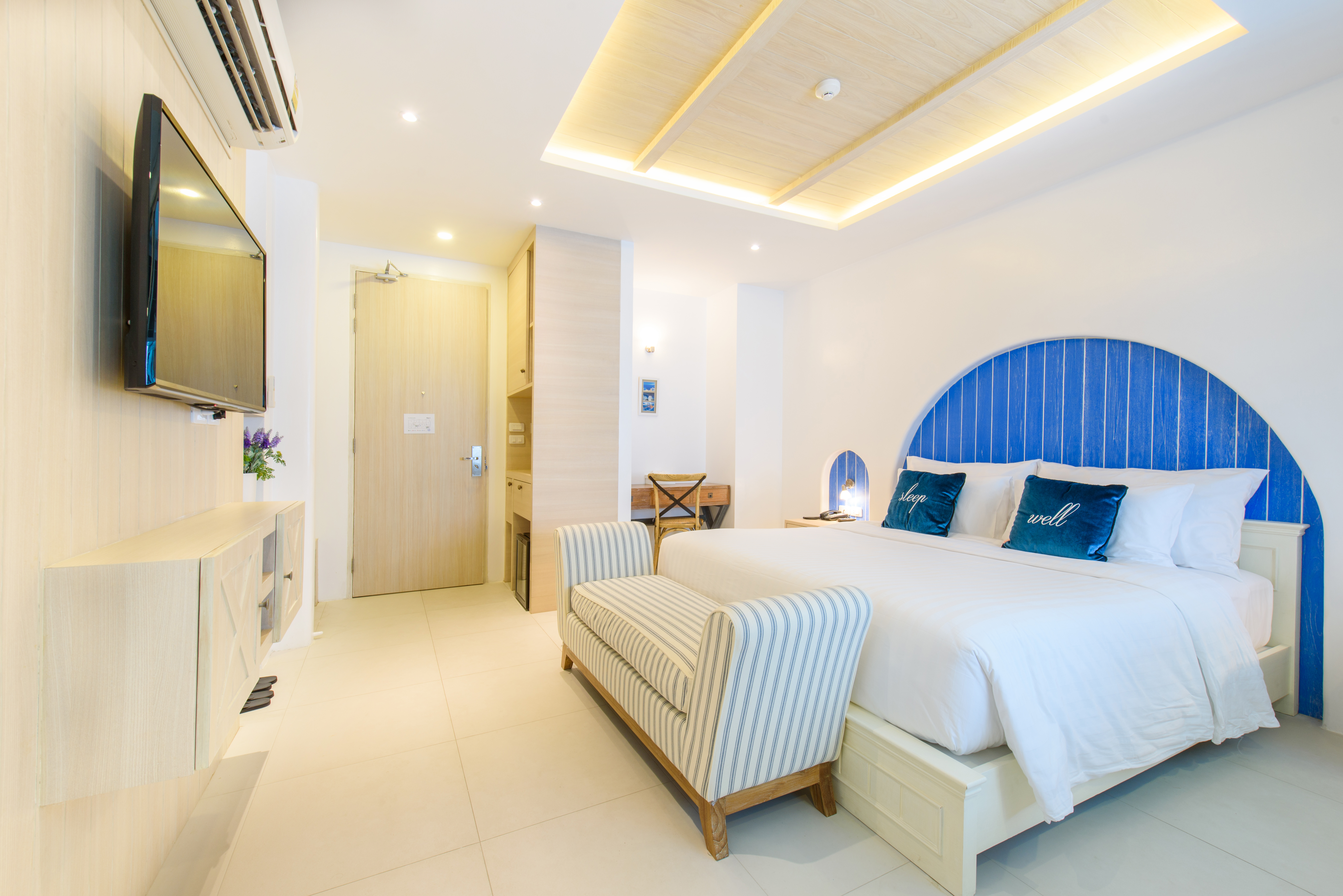 Double Deluxe with Jacuzzi