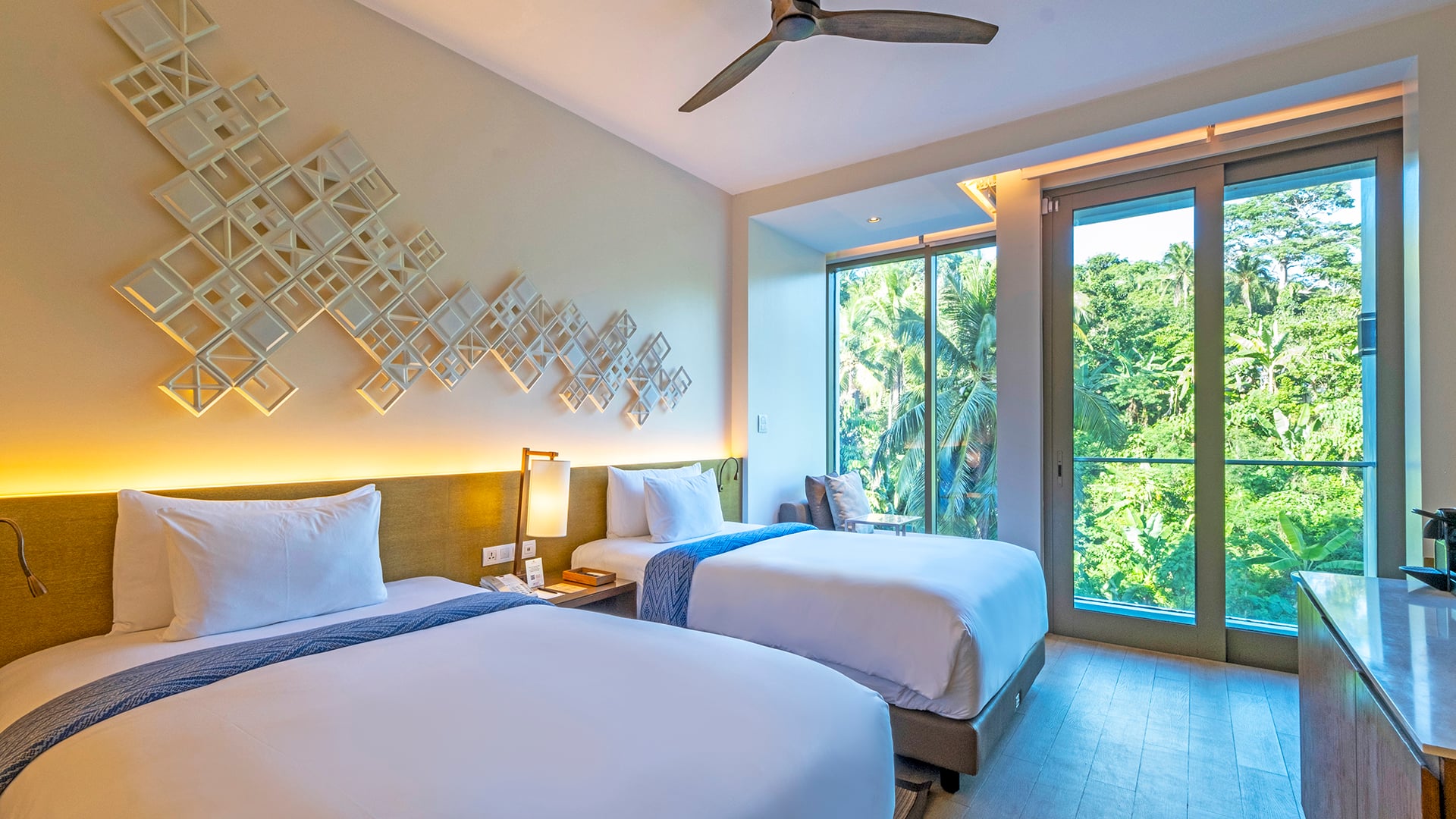 Double or Twin Deluxe