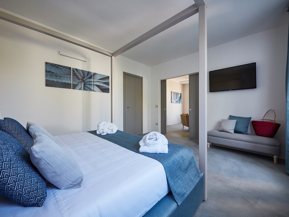 Double or Twin Deluxe