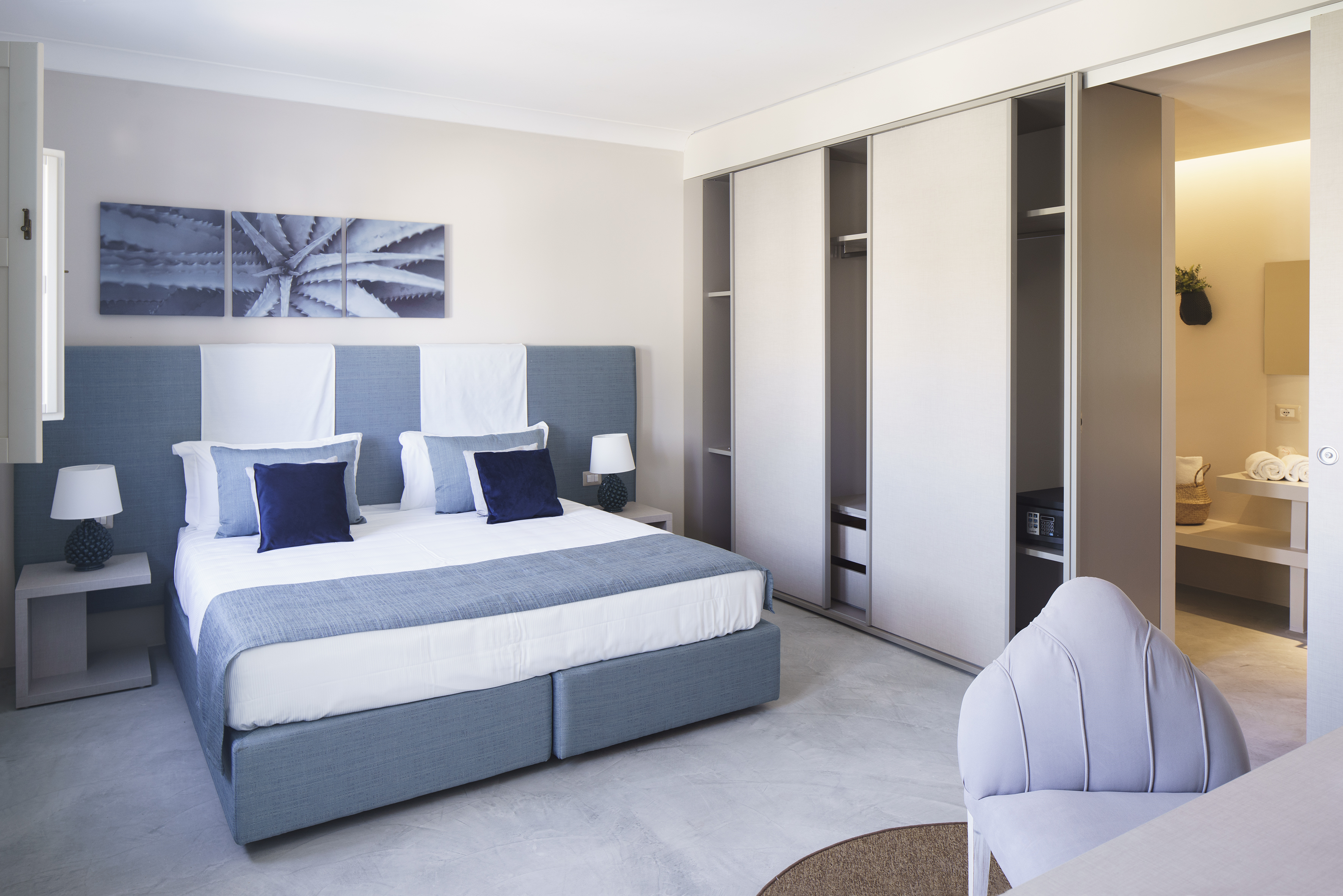 Double Single Superior