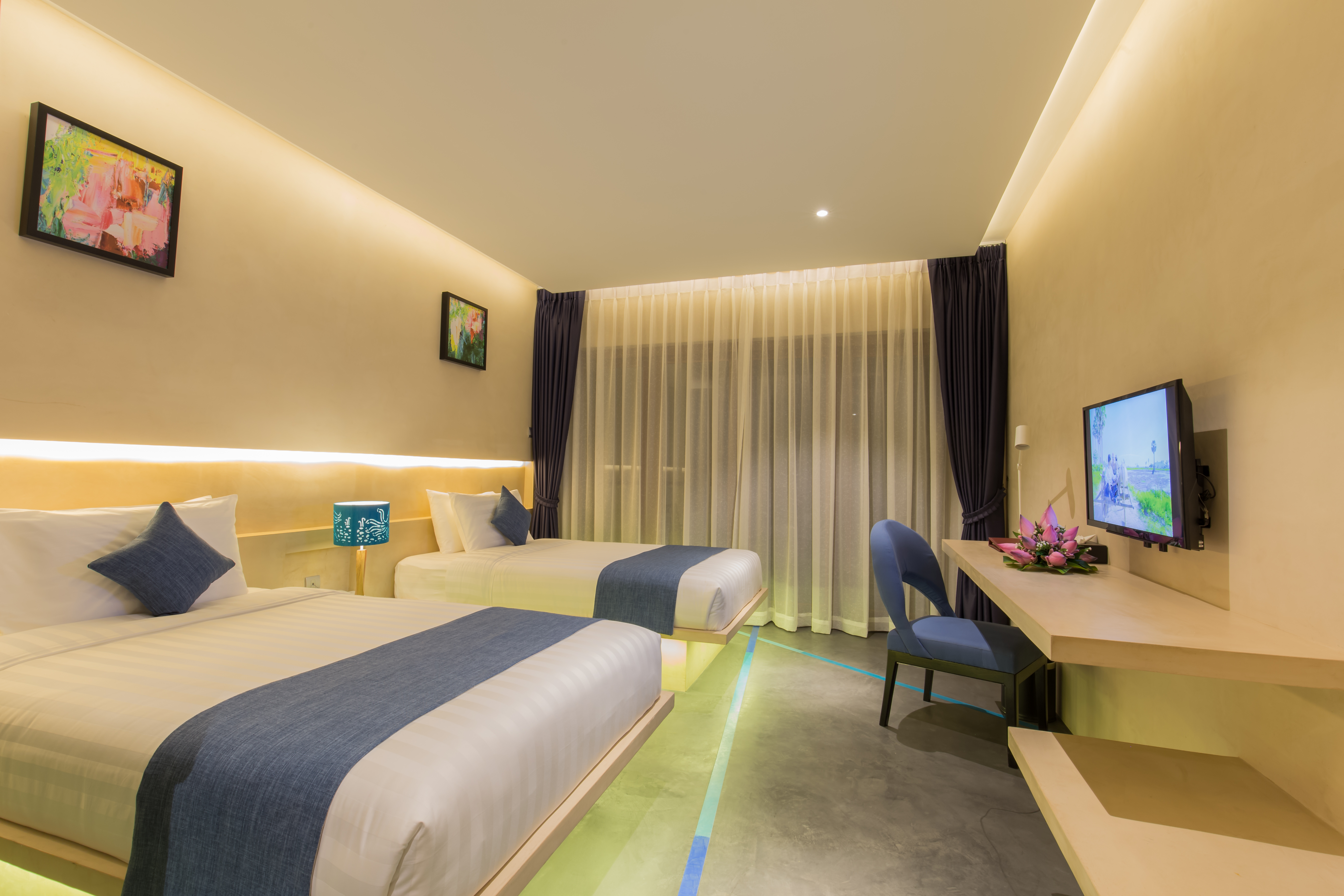 Room Connecting Room