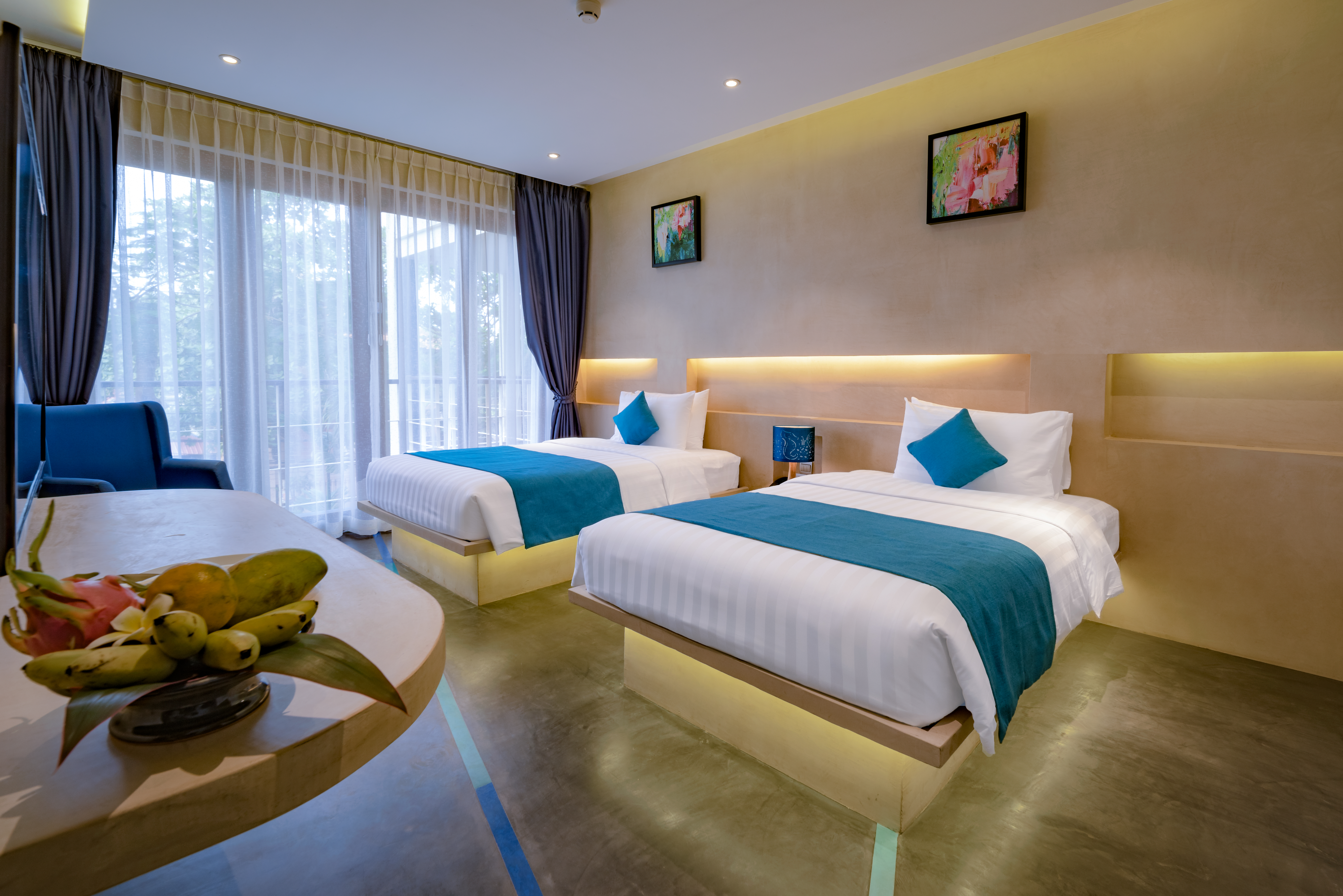 Family Room Capacity 4