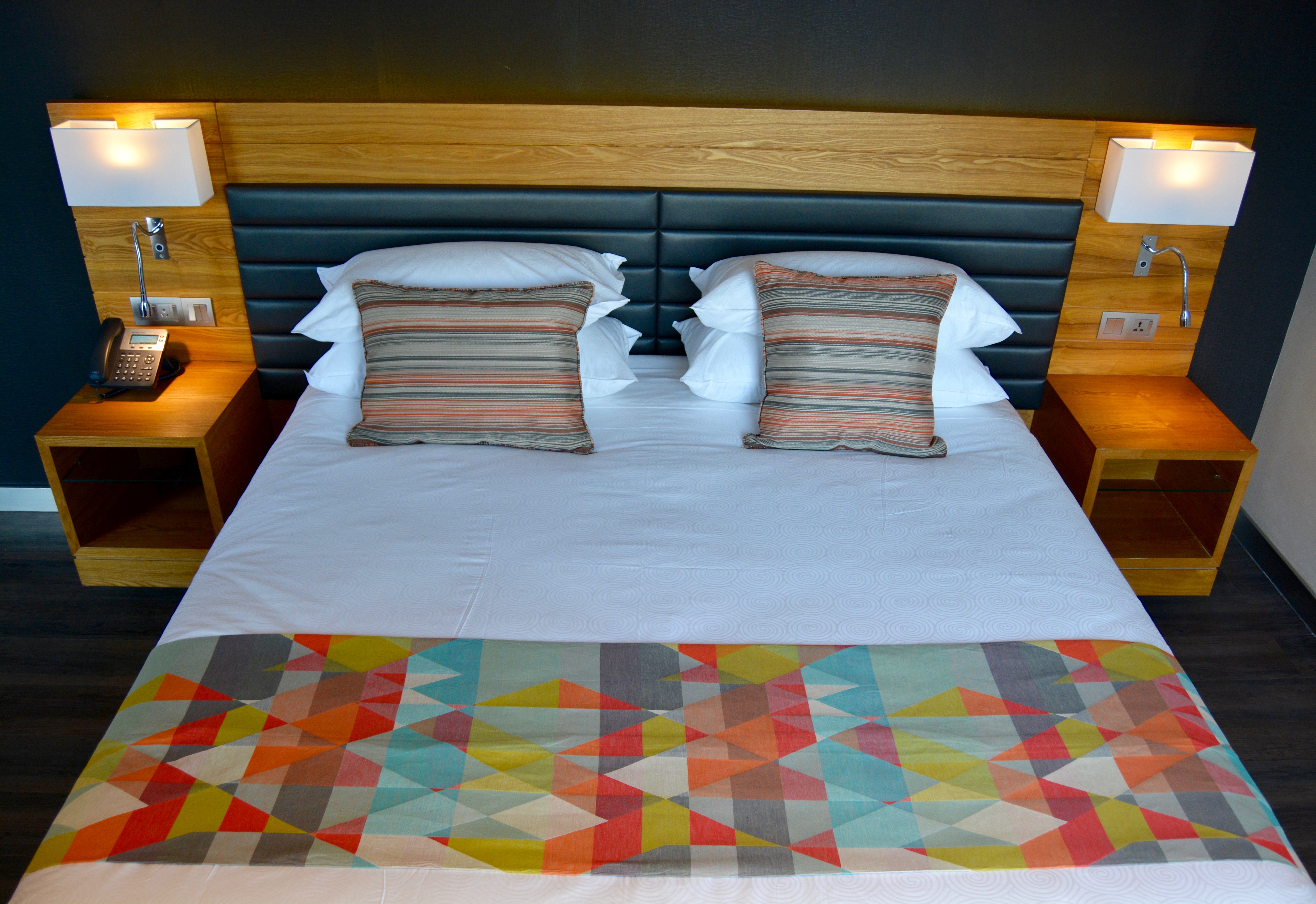 Single Classic Mountain View