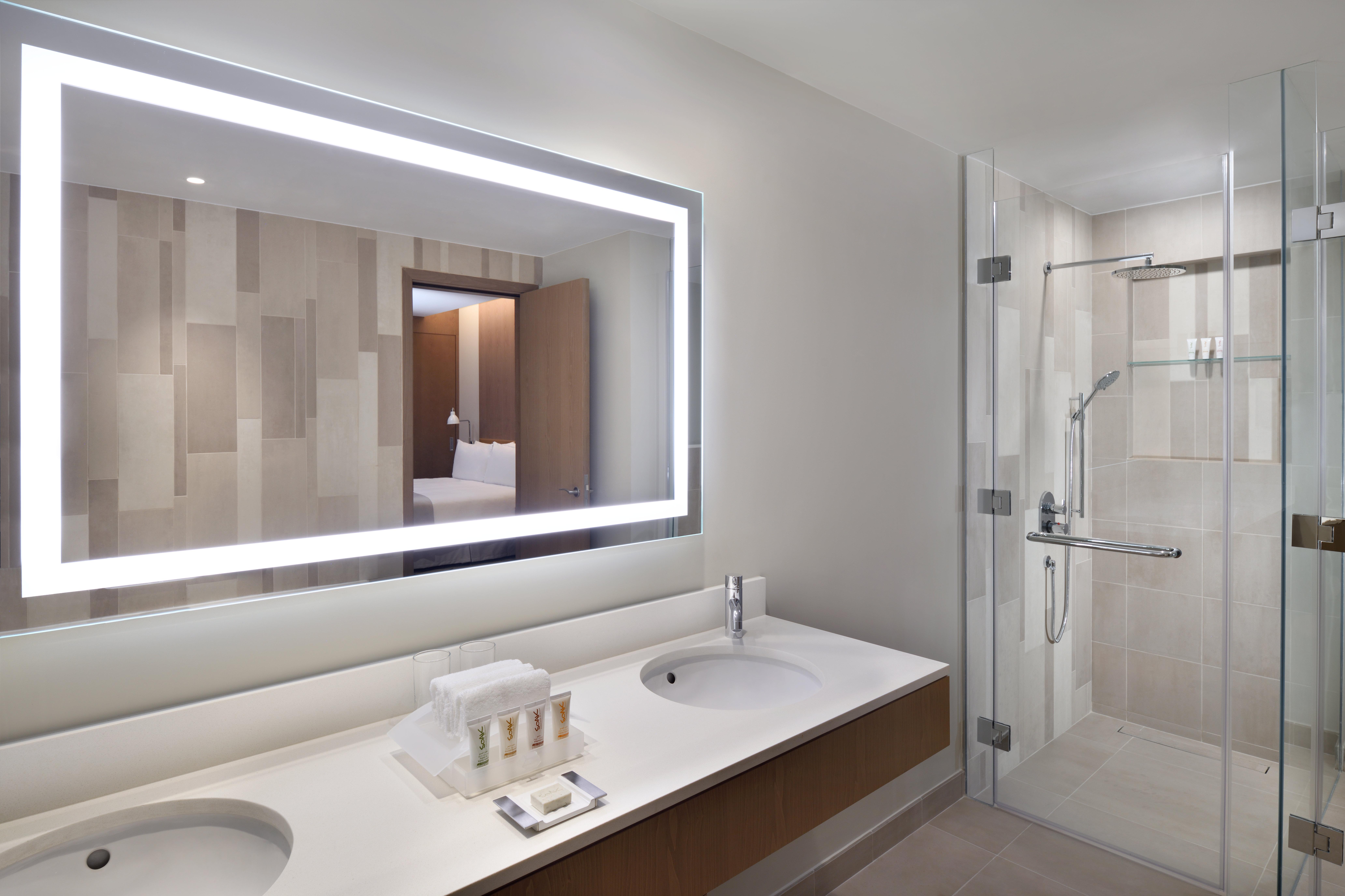 Junior Suite King Size Bed