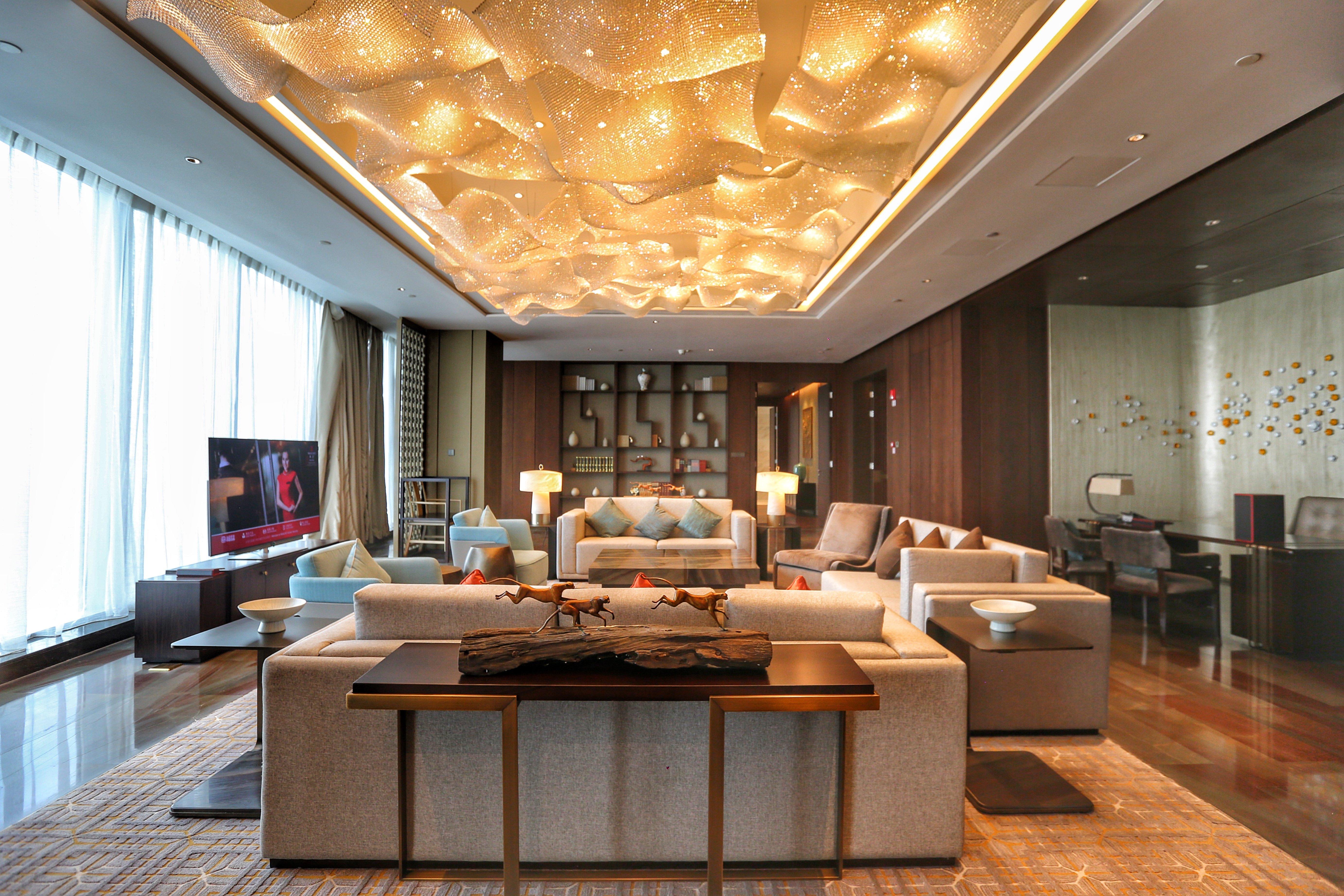 Suite Presidential with Views