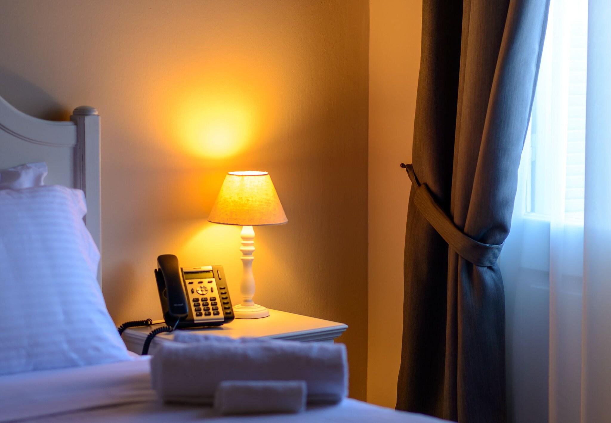 Double Queen Size Bed