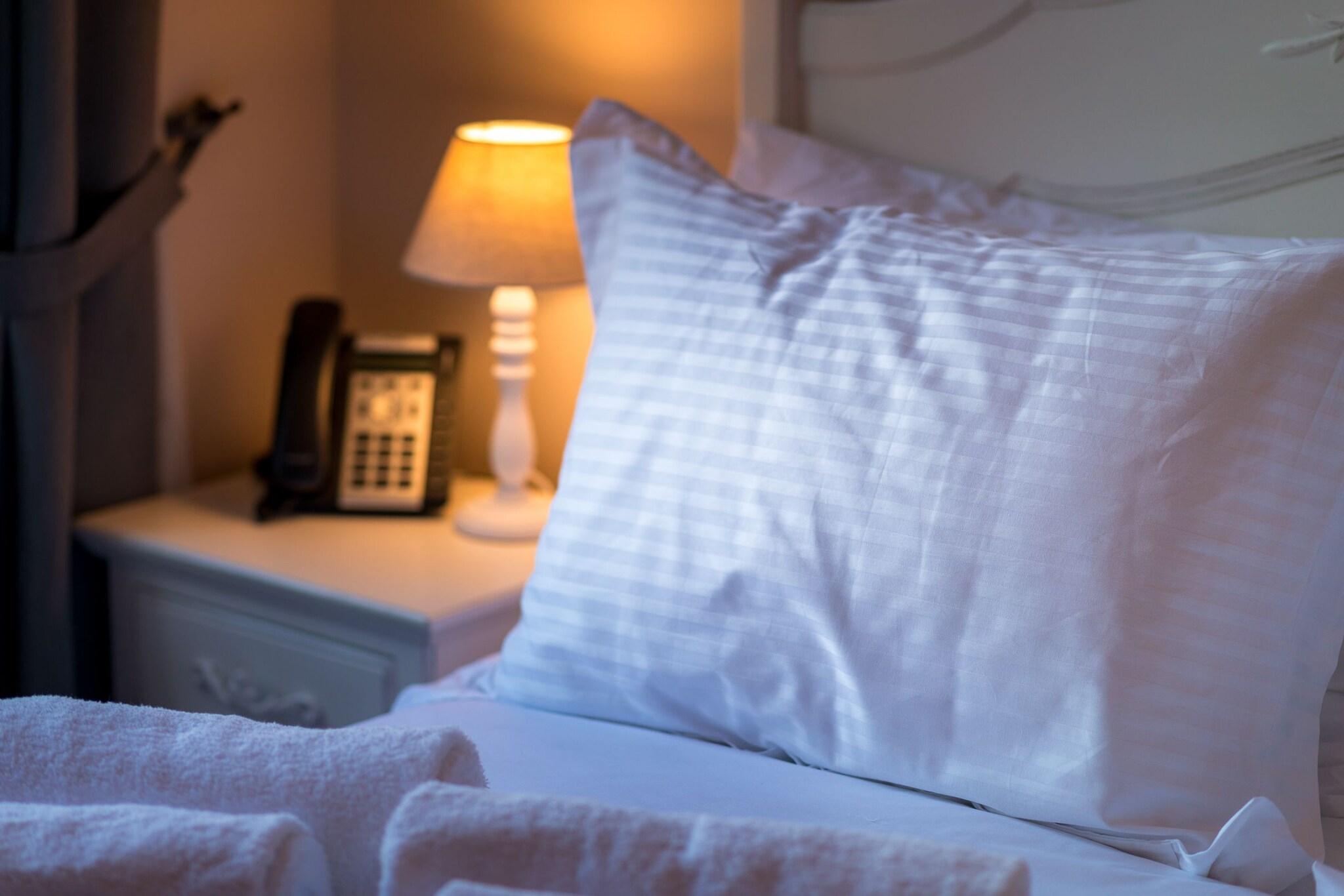 Double Queen Size Bed