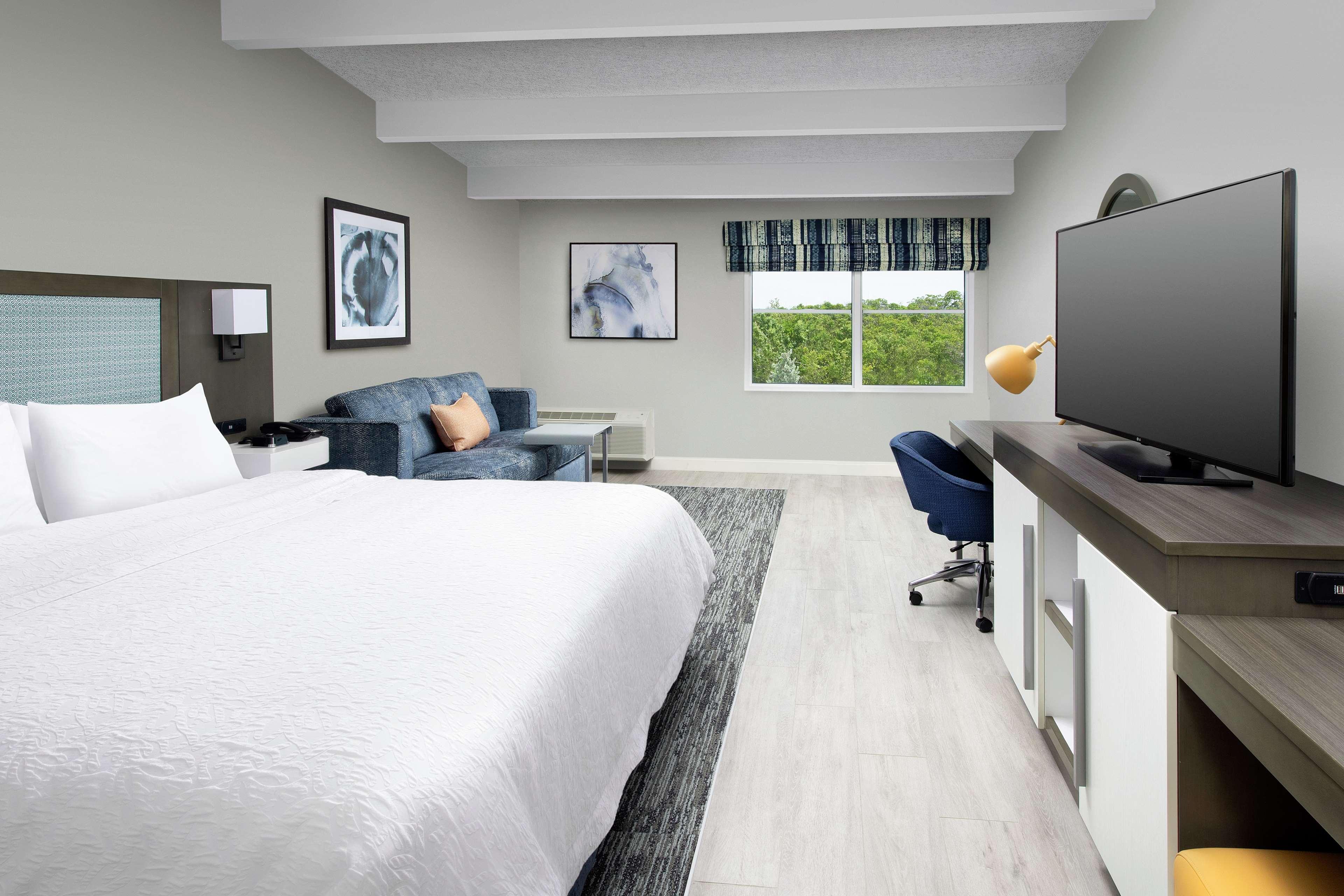 Double King Bed Non Smoking