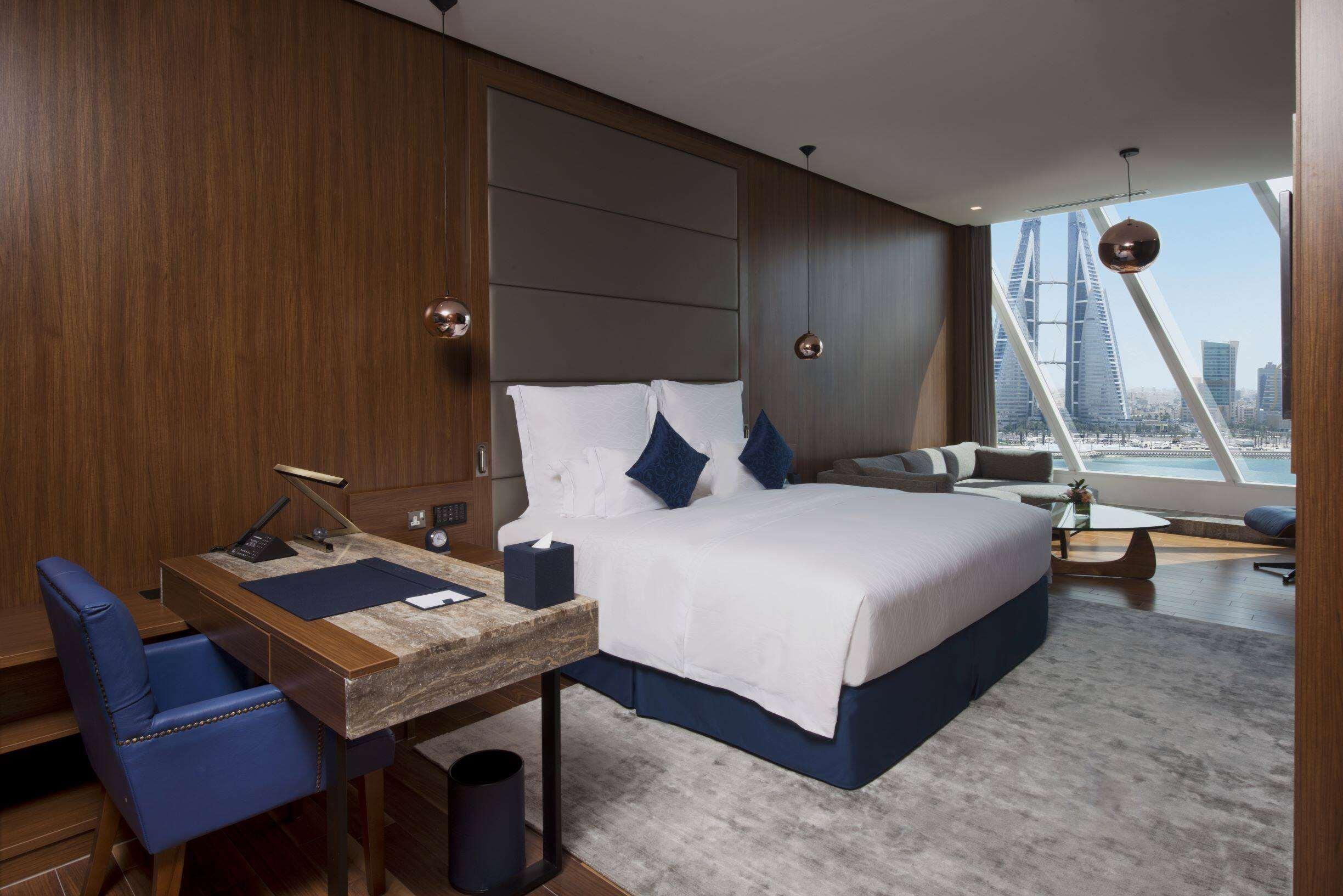 Room Deluxe King Bed