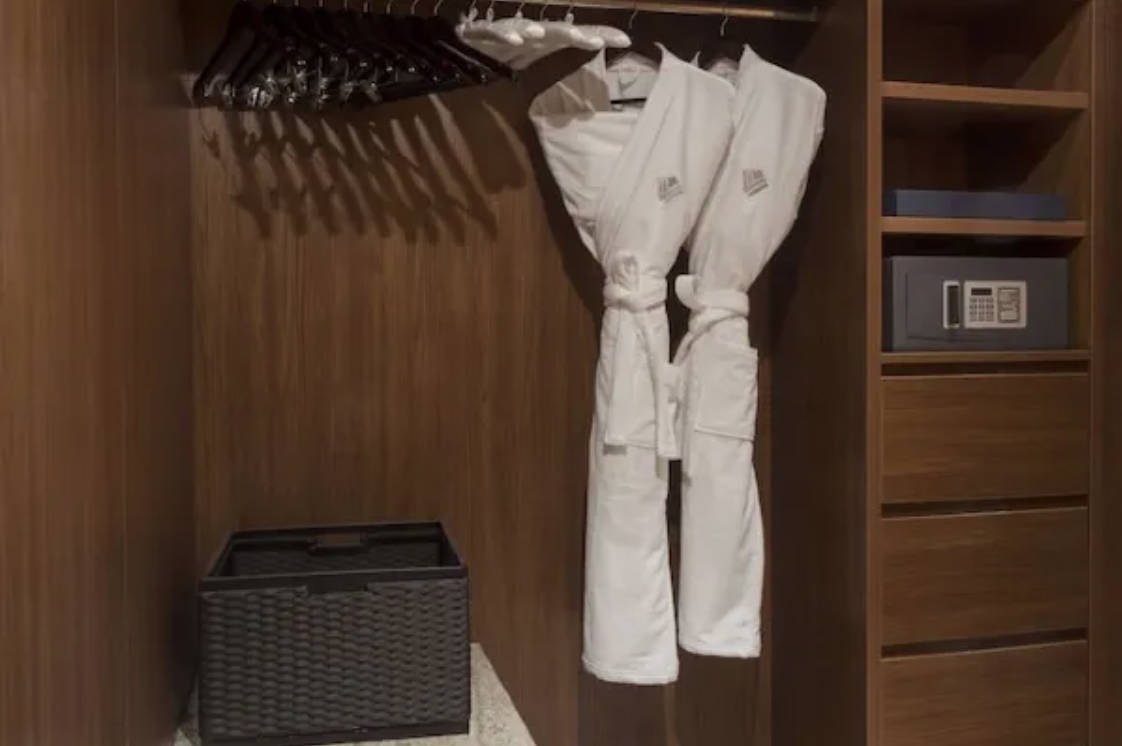 Double or Twin Superior