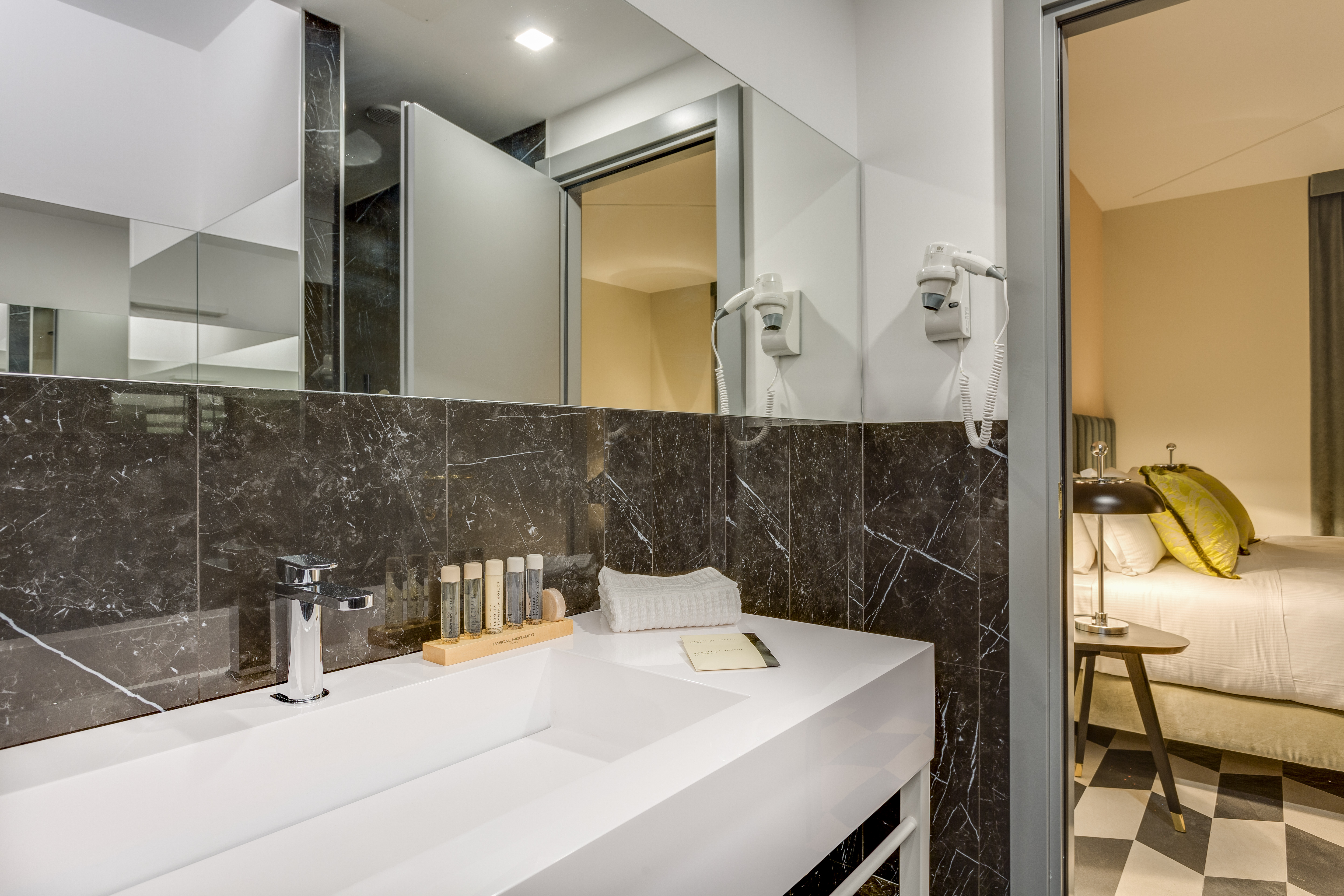 Double or Twin Standard