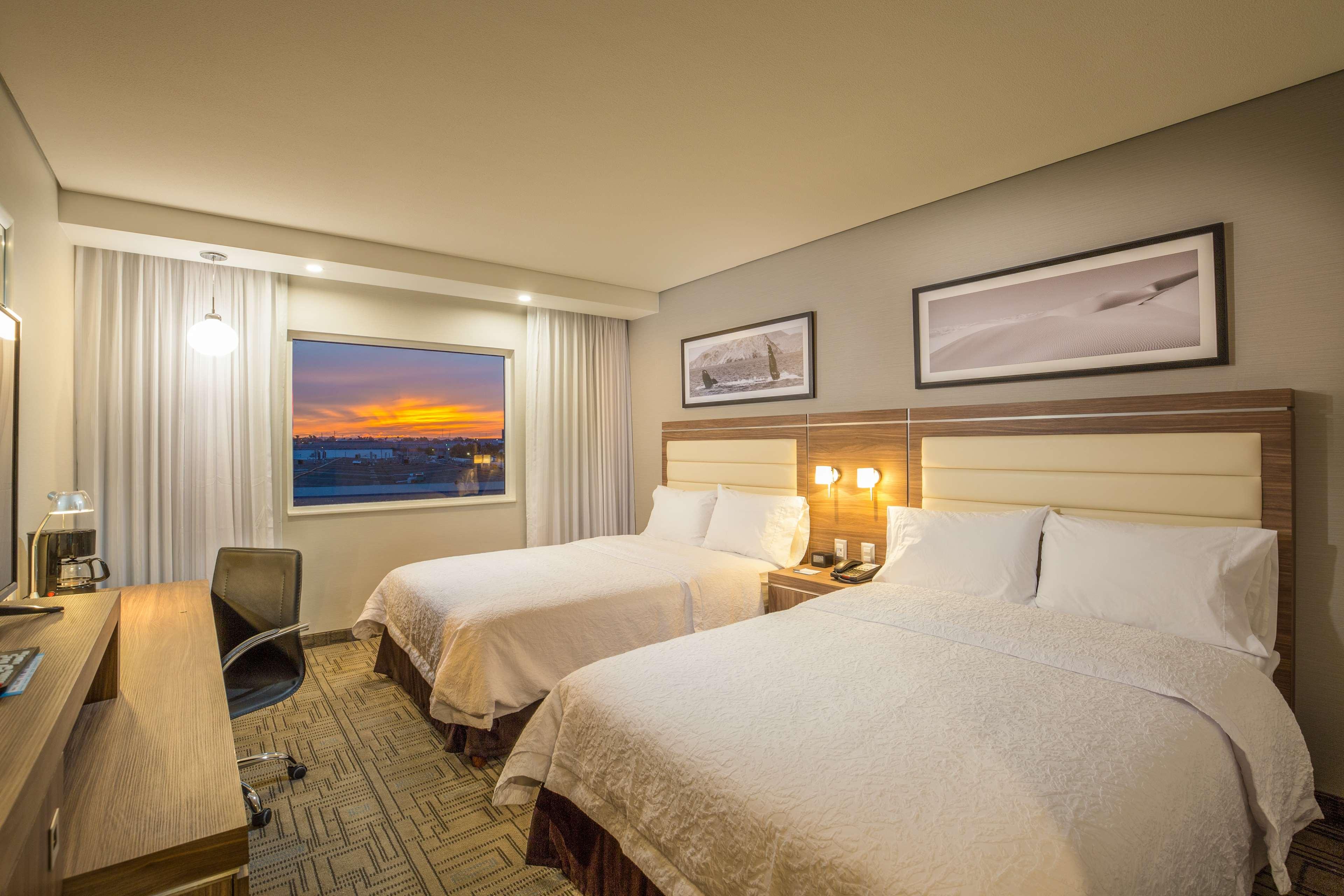 Double Queen Bed Non Smoking