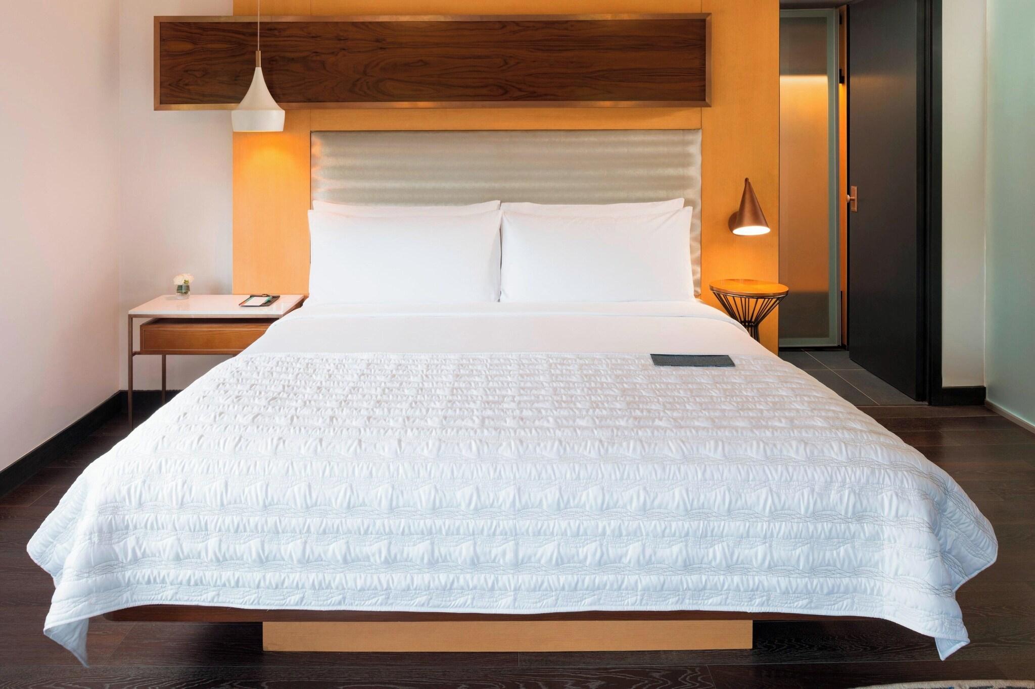 Quadruple Classic Two Queen Beds