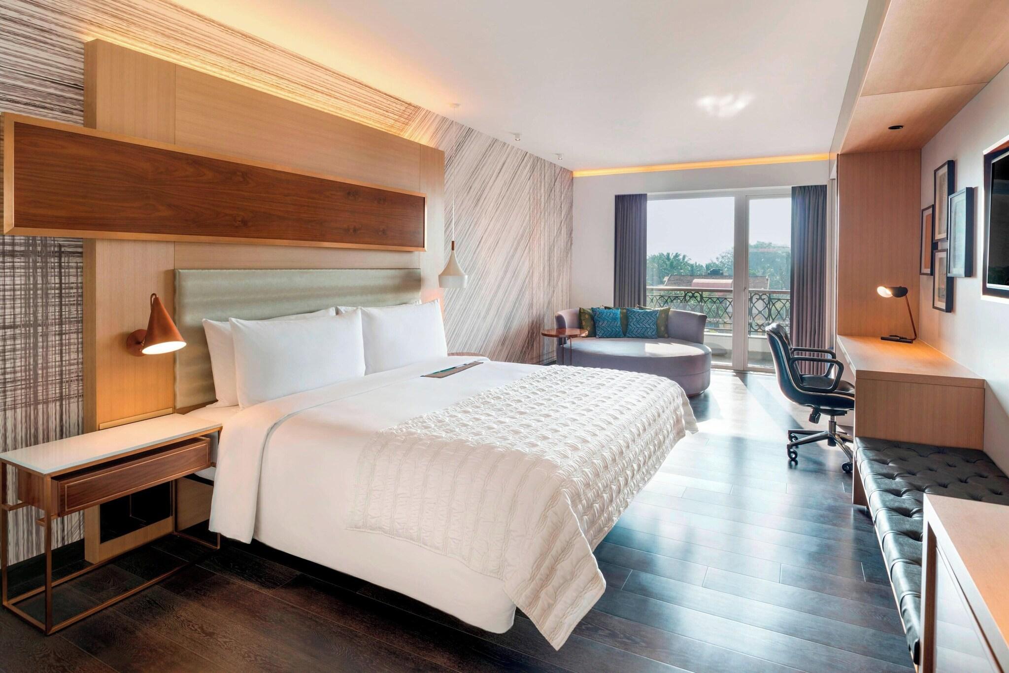 Family Room King Size Bed