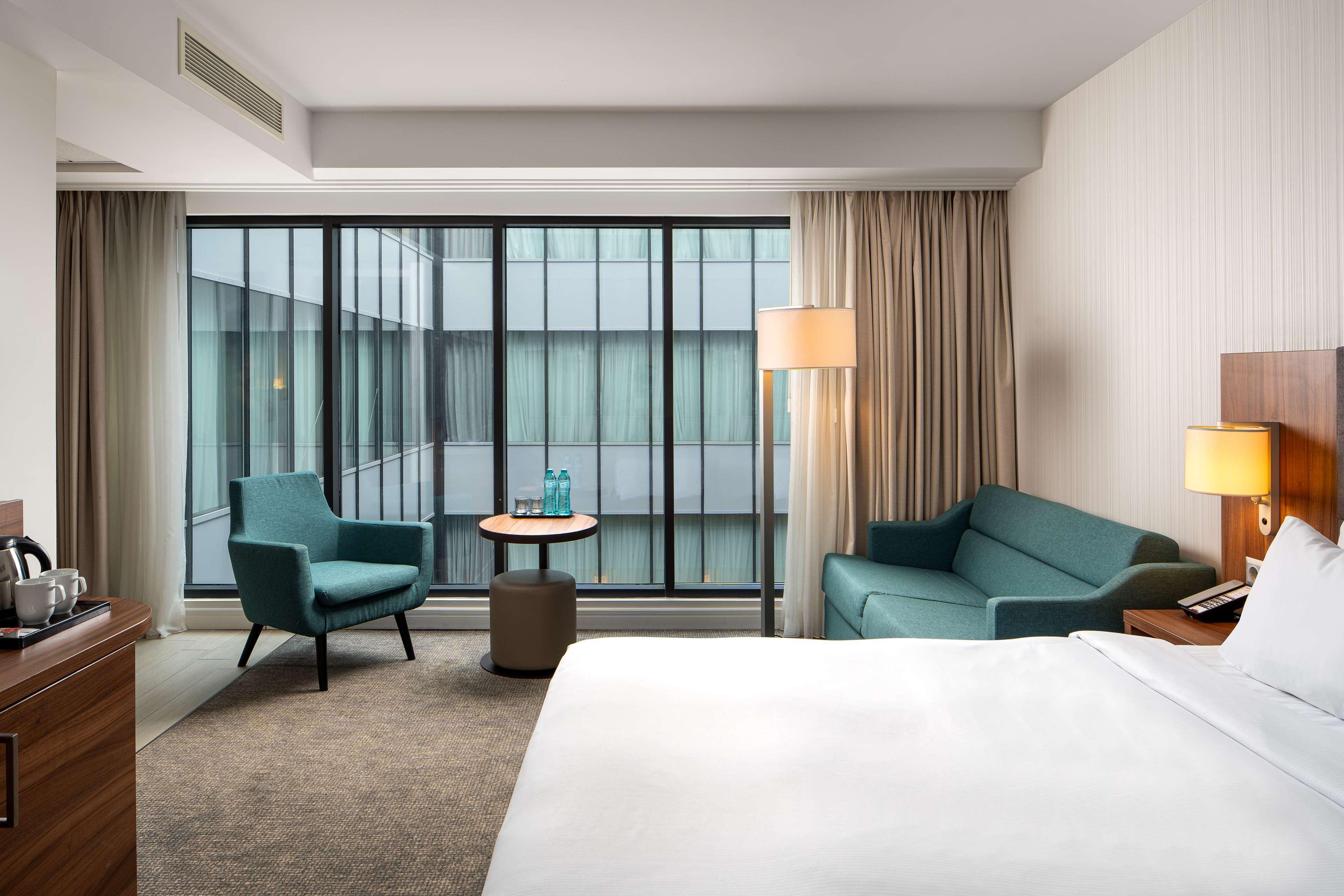 Junior Suite King Size Bed