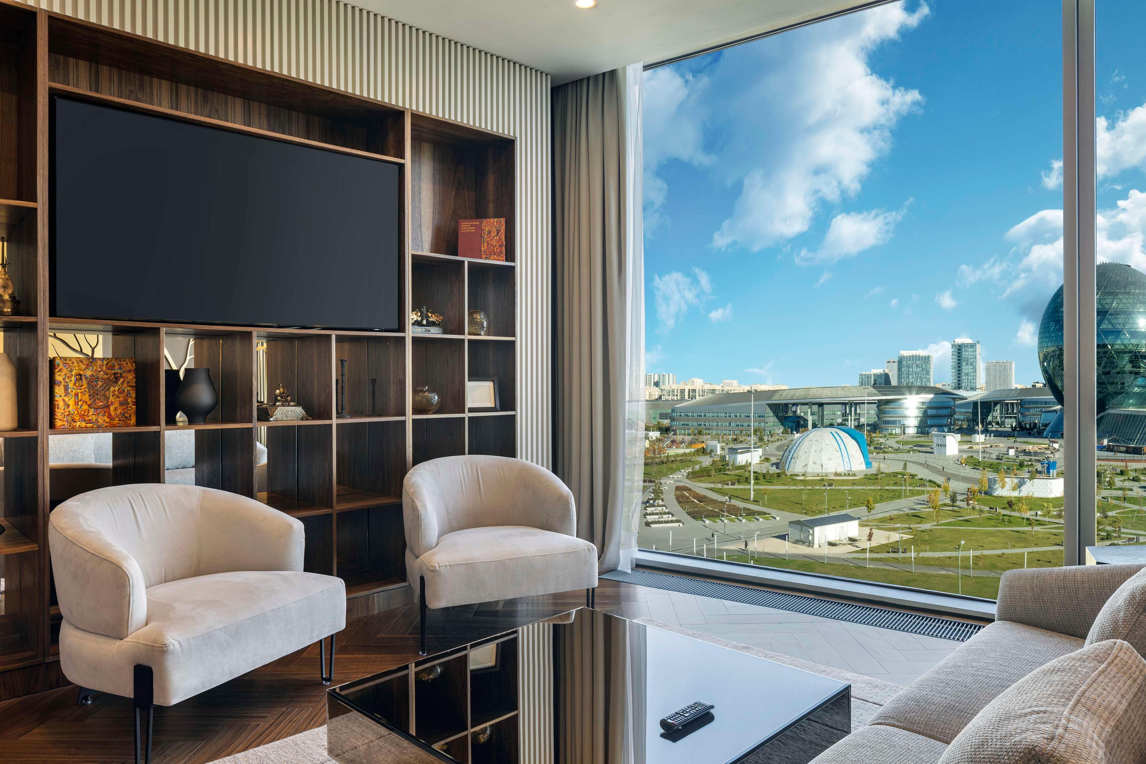 Junior Suite King Bed One Bedroom 